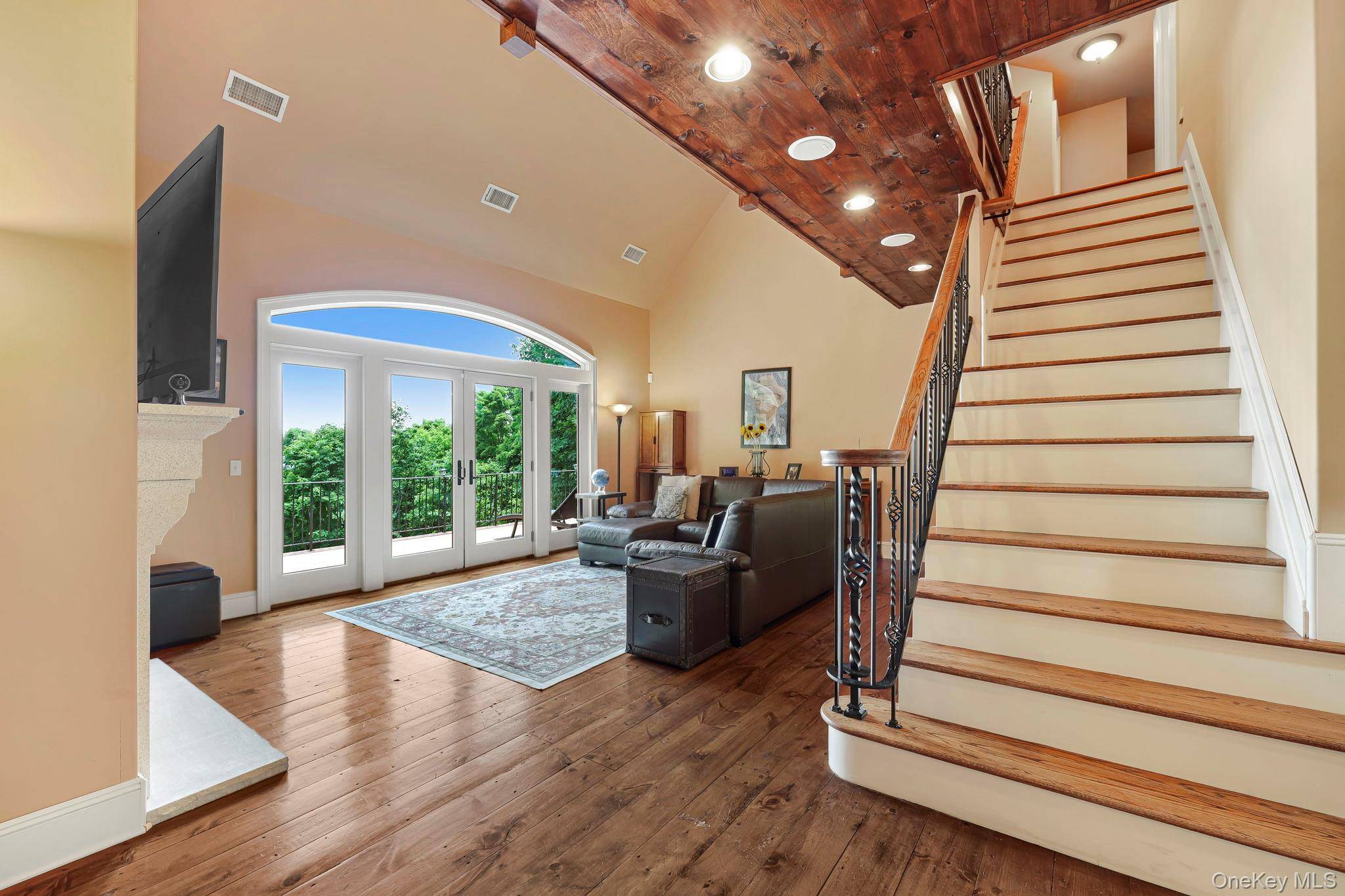 250 Corbett RD, Montgomery, NY 12549