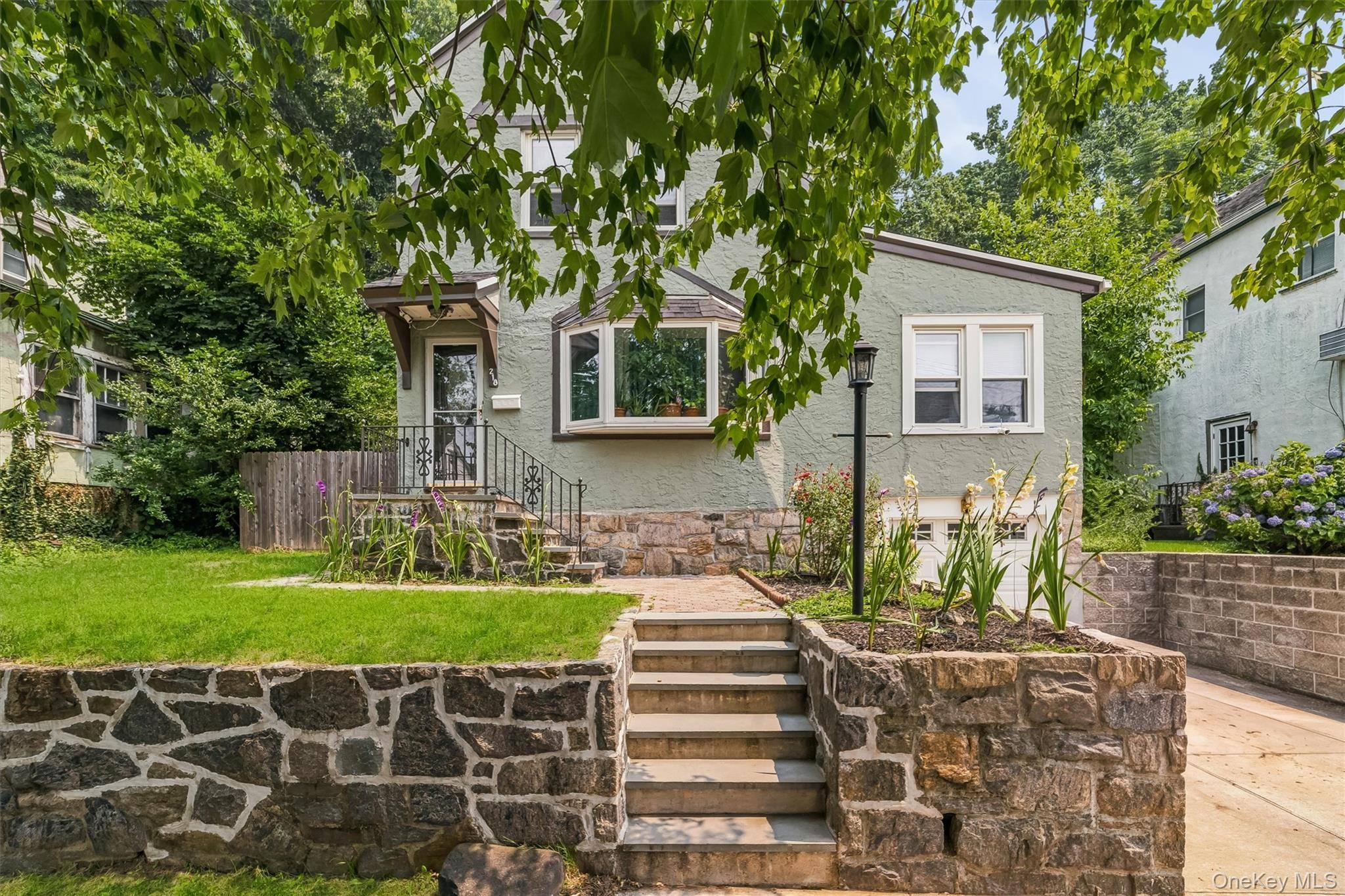 218 Sedgwick AVE, Yonkers, NY 10705