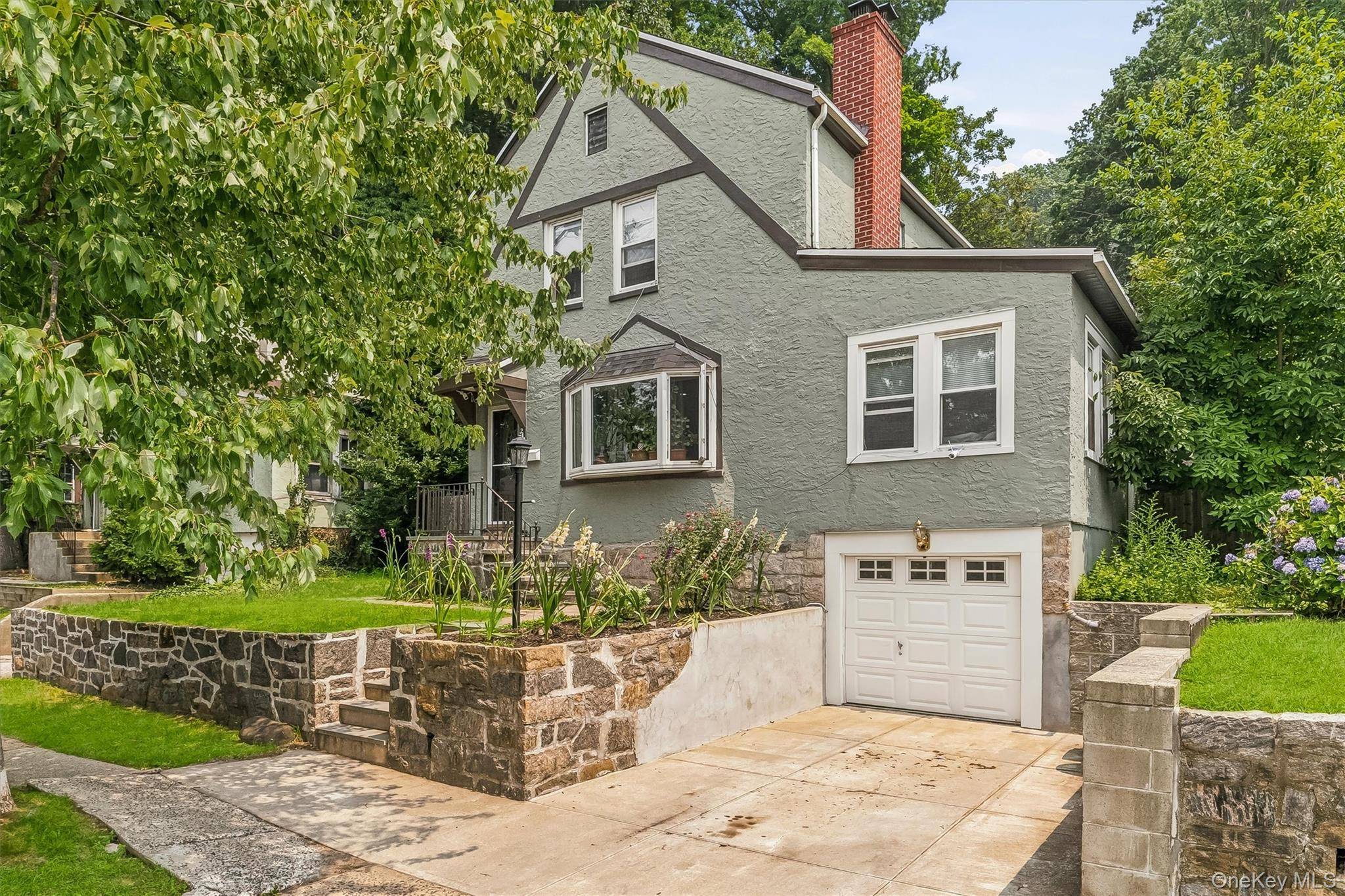 218 Sedgwick AVE, Yonkers, NY 10705