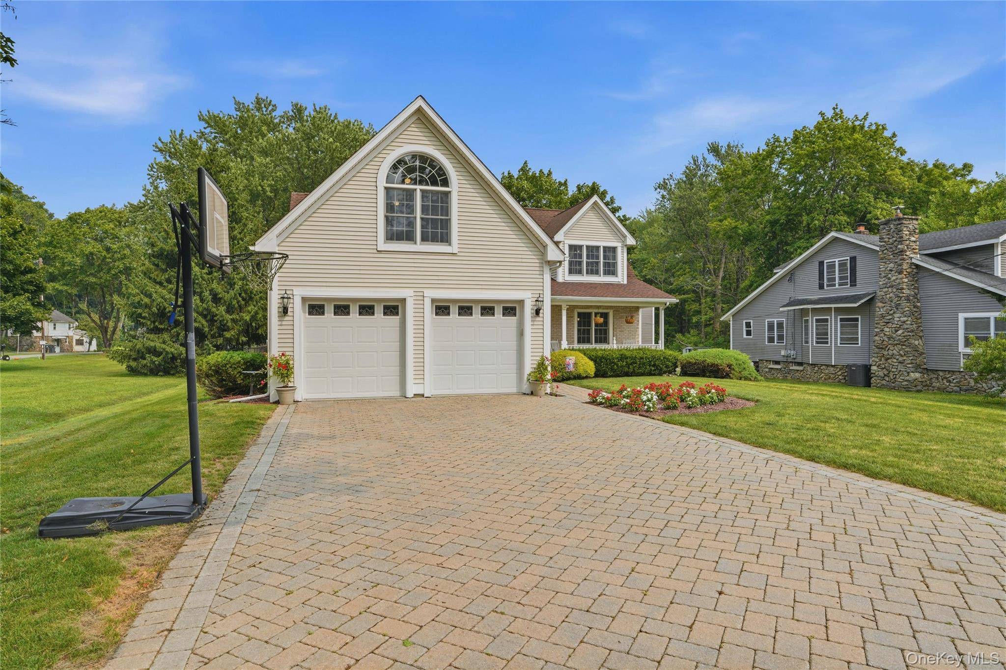 302 Lakeside RD, Newburgh, NY 12550