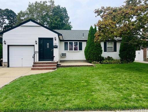 694 Blackstone AVE, East Meadow, NY 11554