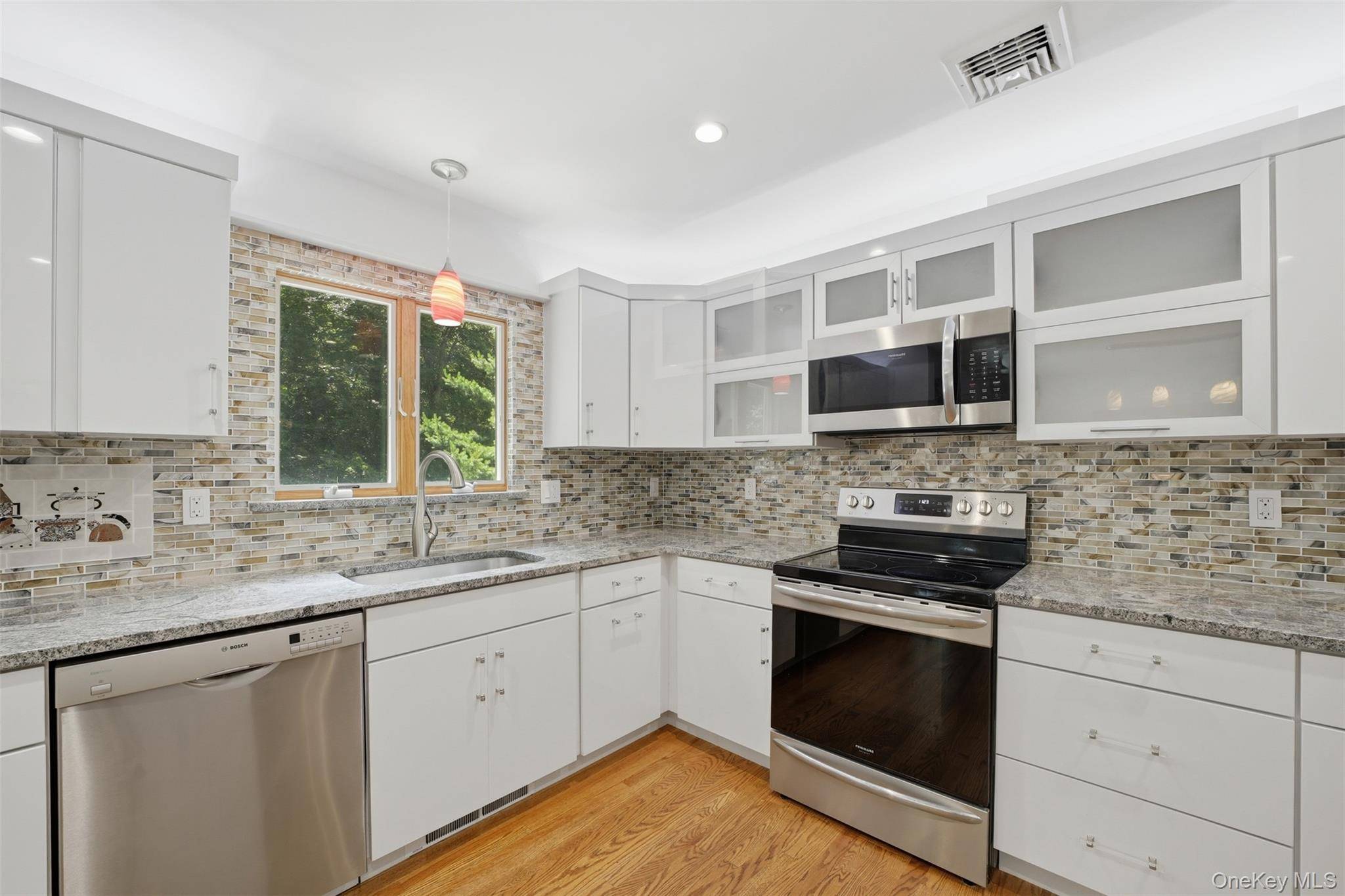 27 Casse CT, Mahopac, NY 10541
