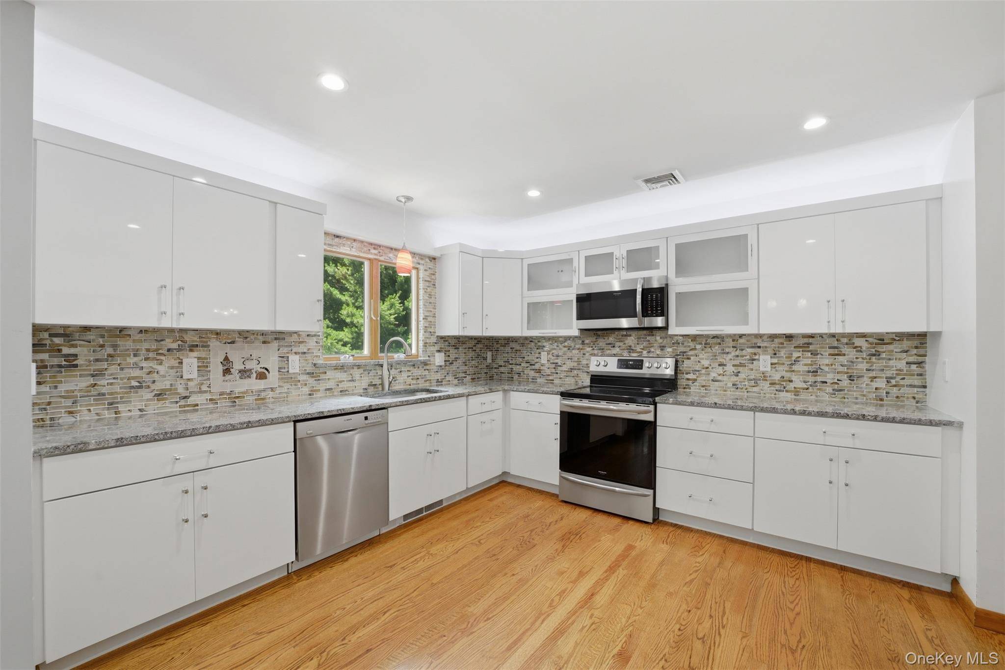 27 Casse CT, Mahopac, NY 10541