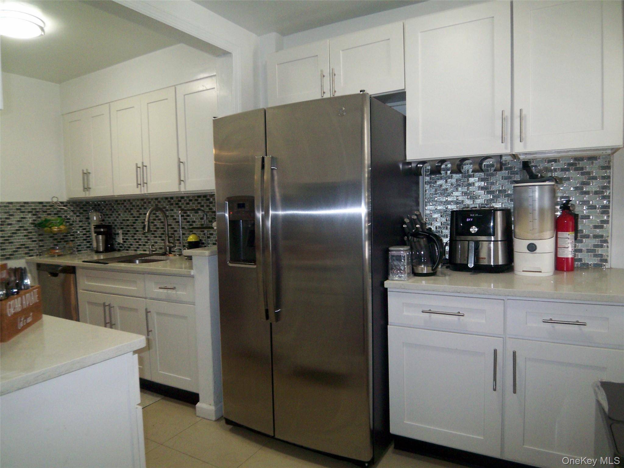 4382 Byron AVE, Bronx, NY 10466