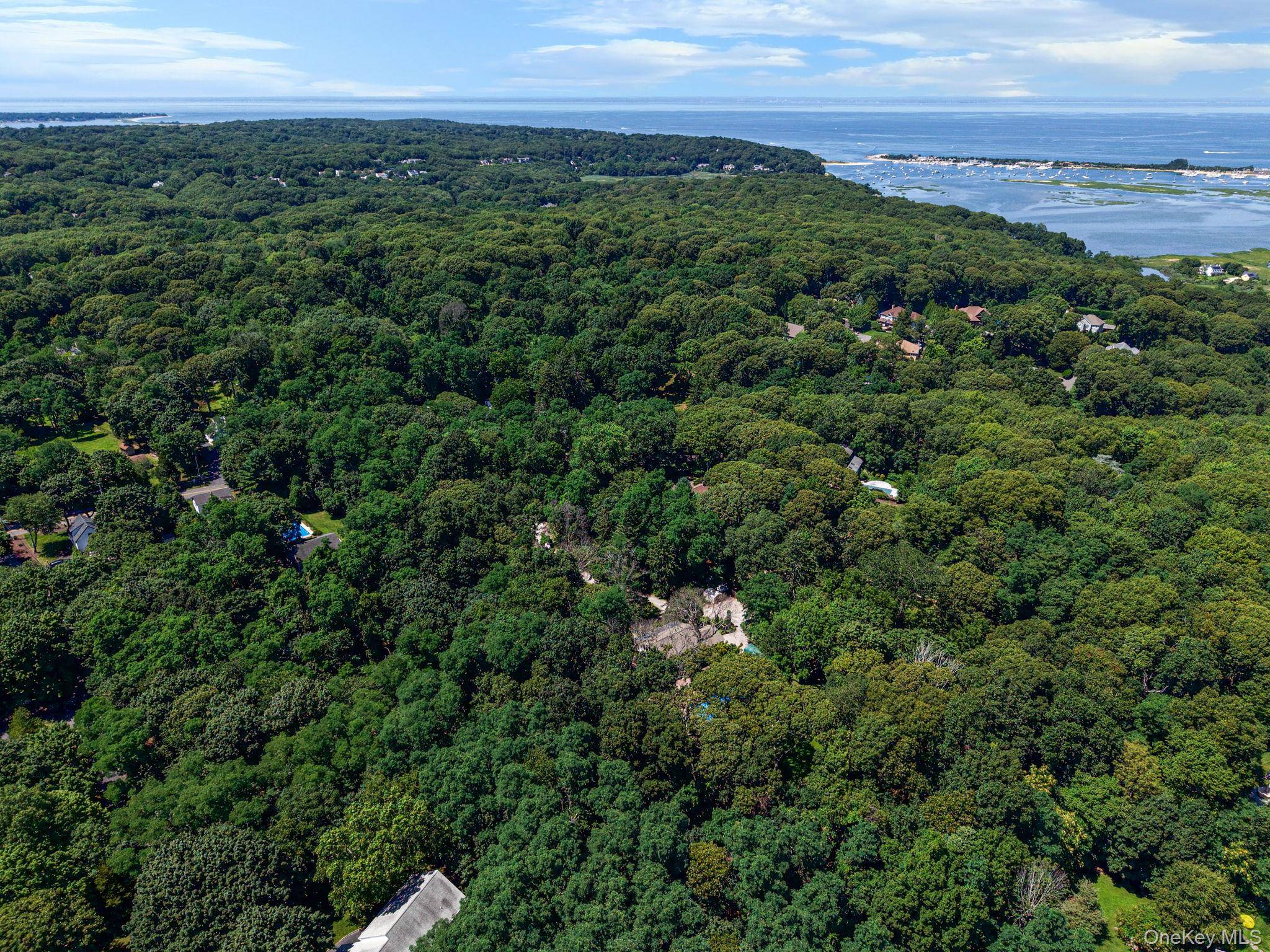 77 Shore RD, Mount Sinai, NY 11766