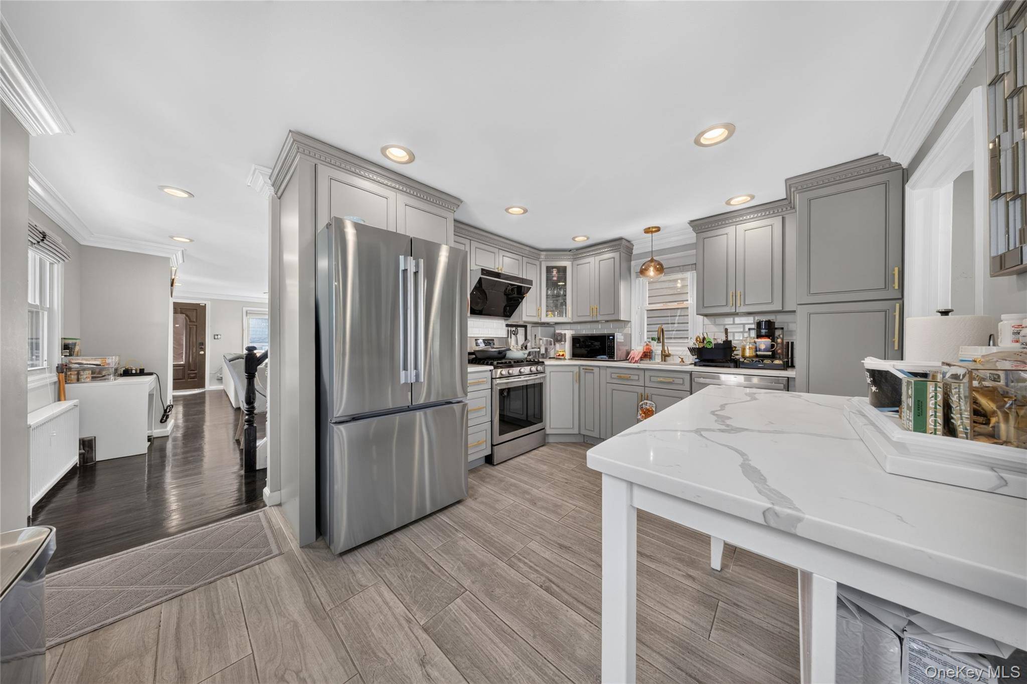 41 Catherine AVE, Franklin Square, NY 11010