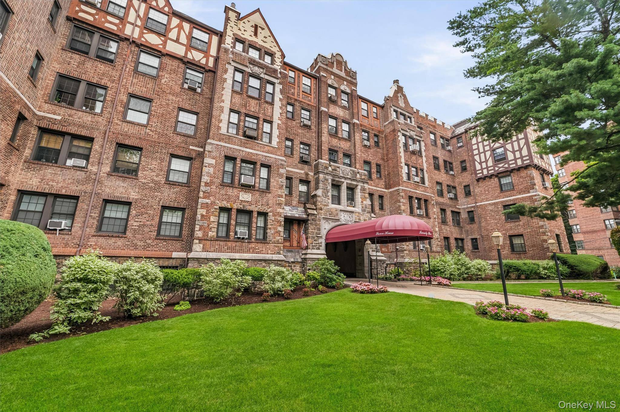 23 Old Mamaroneck Rd #Apt. 5Q, White Plains, NY 10605