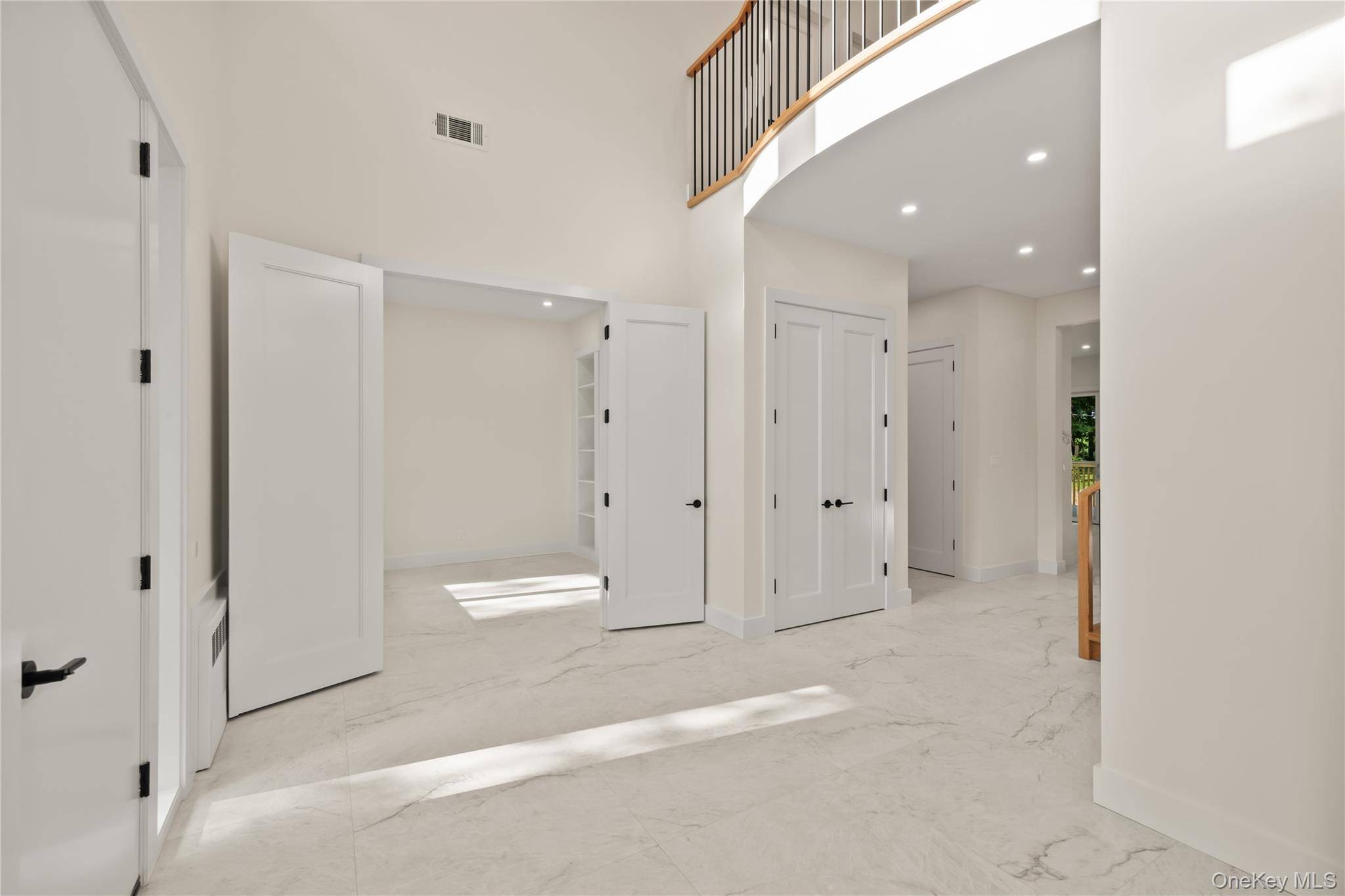 189 Quackenbush LN, Monsey, NY 10952