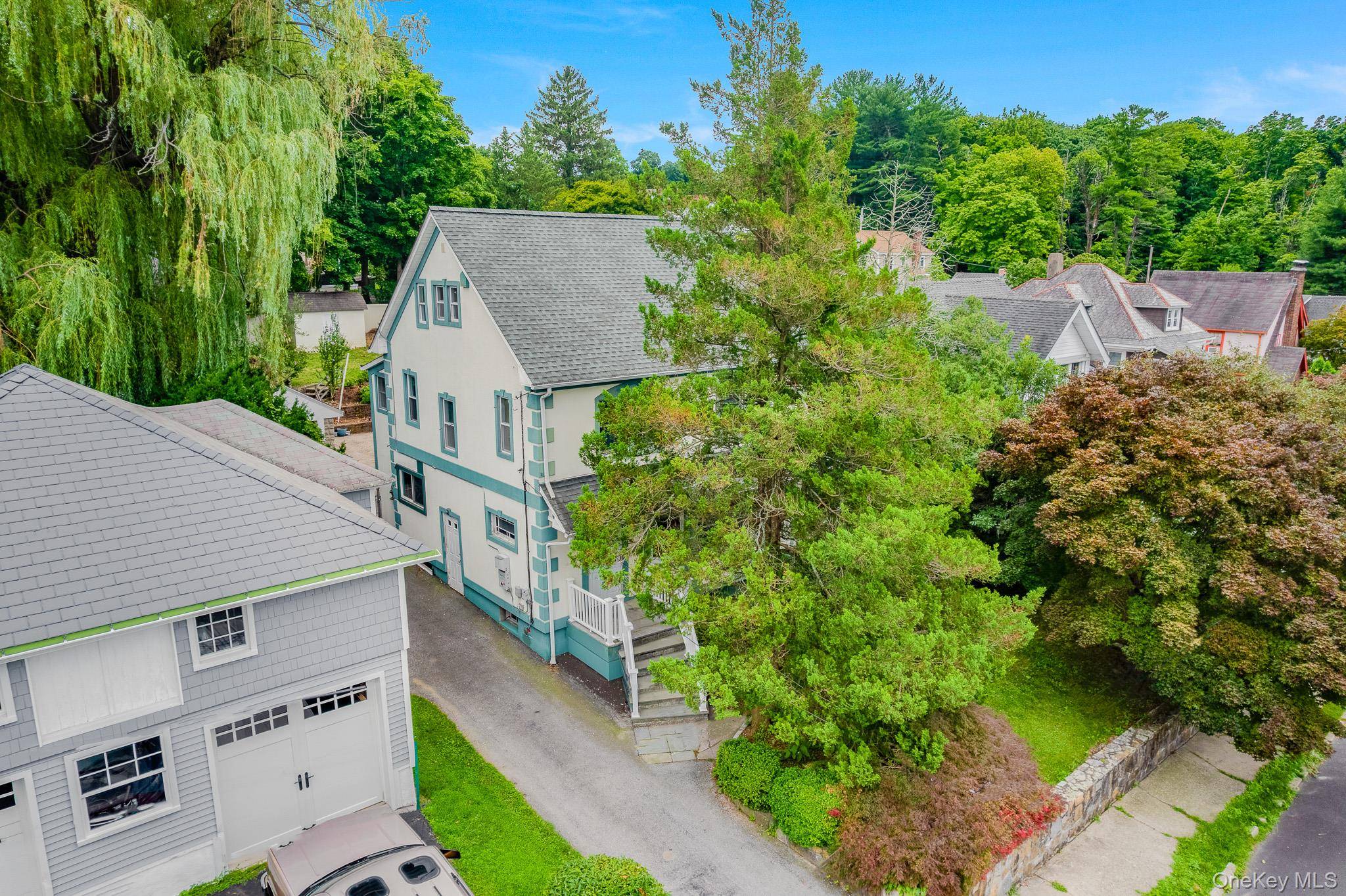 211 Pomeroy ST, Peekskill, NY 10566