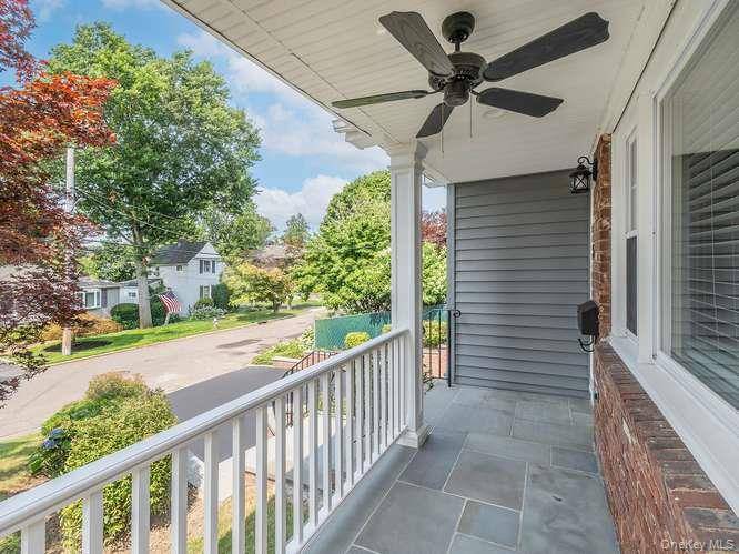 5 Central AVE, Glen Cove, NY 11542
