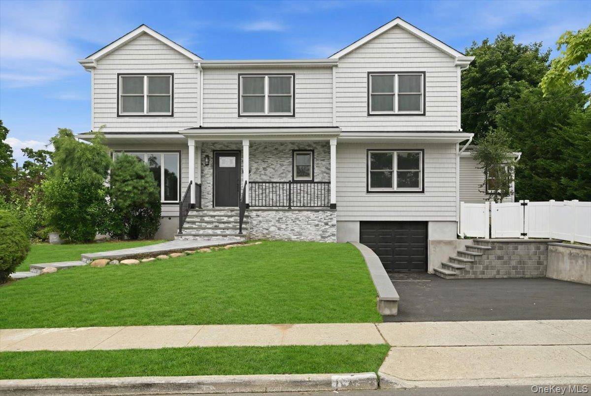 616 Harless PL, West Hempstead, NY 11552