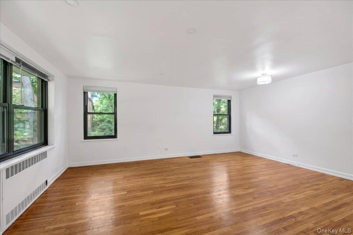 40 Rockledge RD #1A, Hartsdale, NY 10530