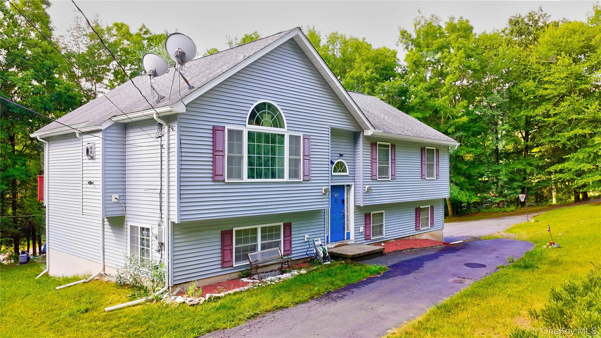 168 Dunn Town RD, Wurtsboro, NY 12790