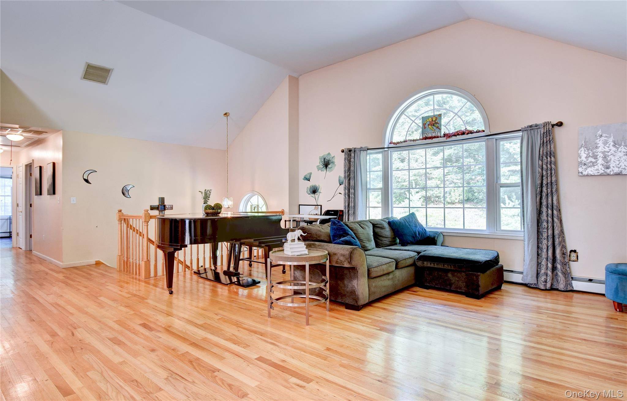 168 Dunn Town RD, Wurtsboro, NY 12790