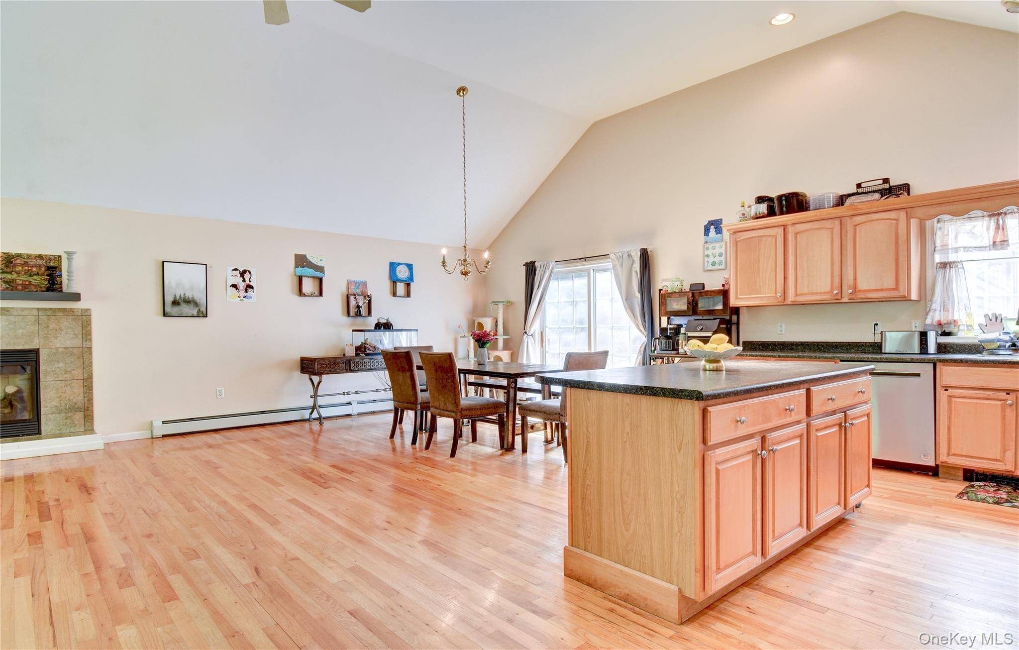 168 Dunn Town RD, Wurtsboro, NY 12790