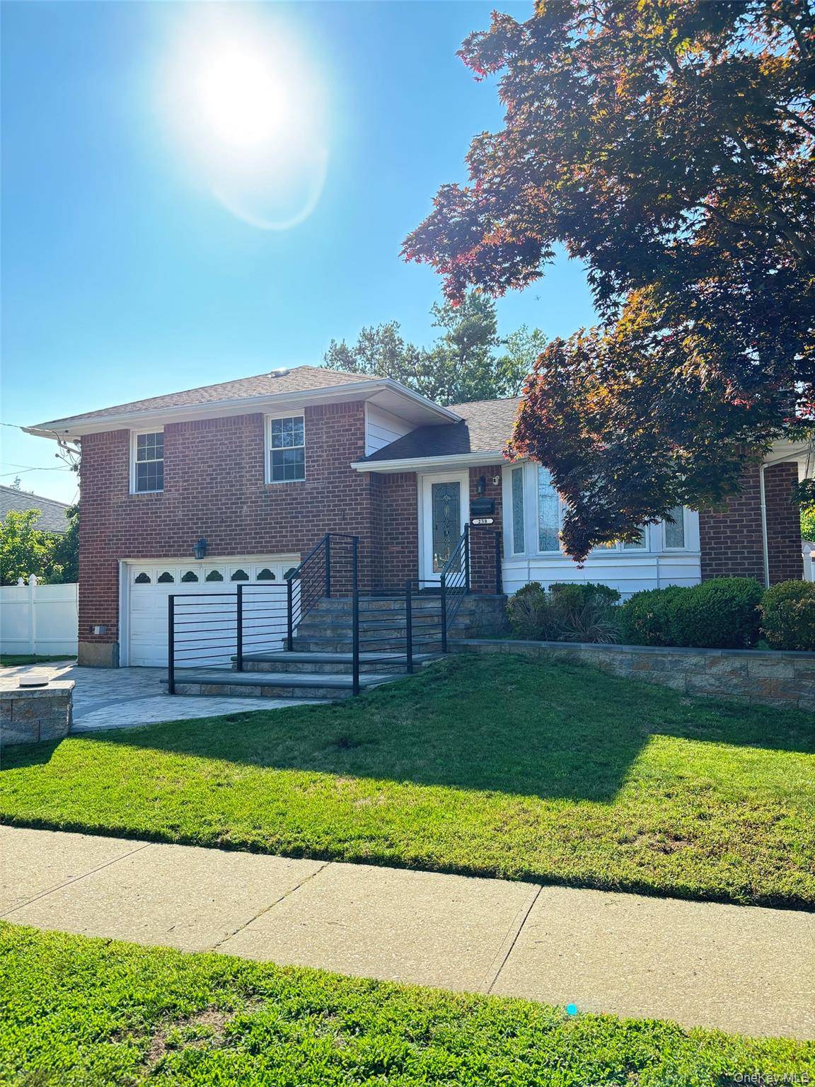 238 Jerome ST, Syosset, NY 11791