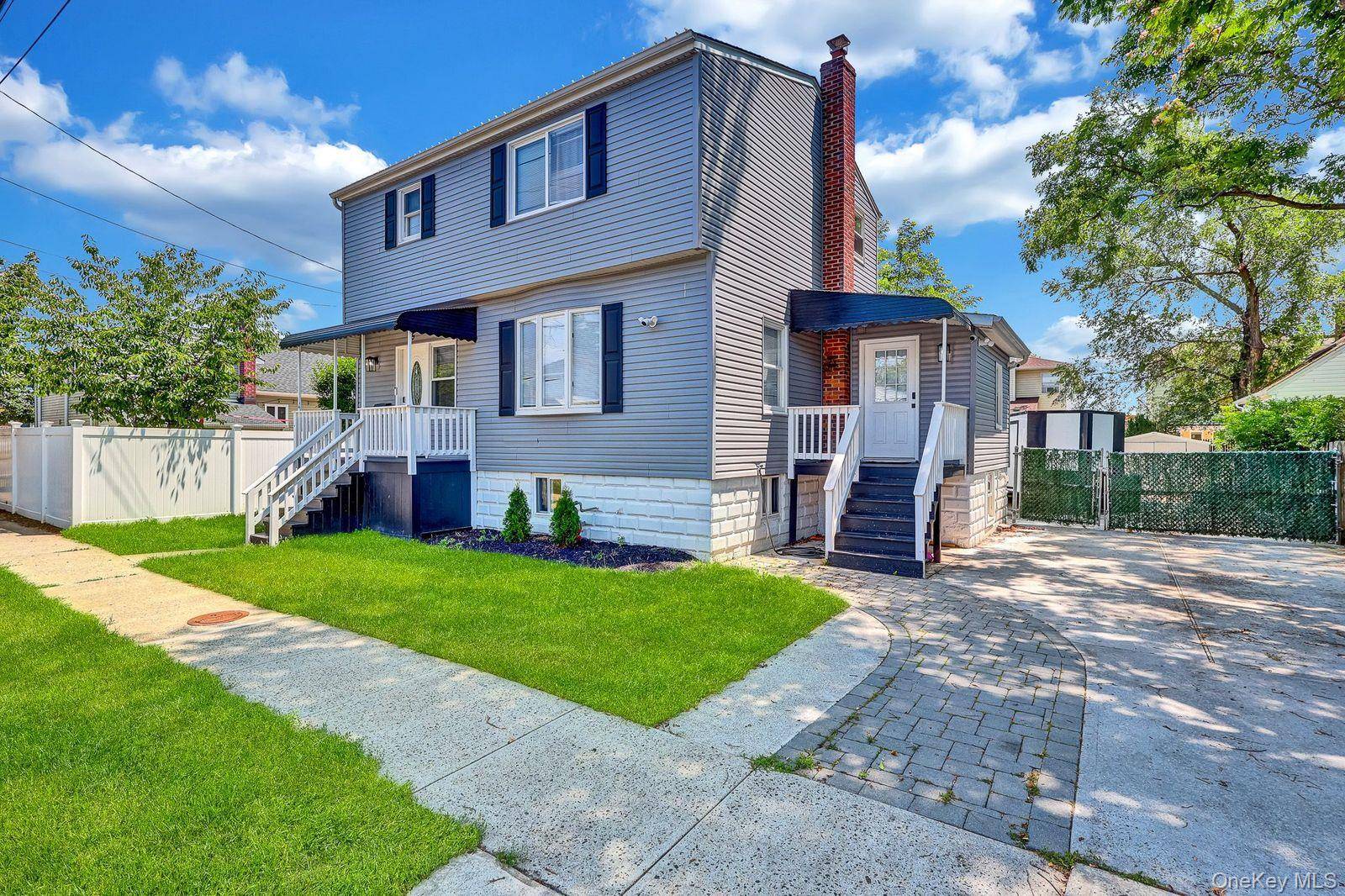 75 2nd AVE, East Rockaway, NY 11518
