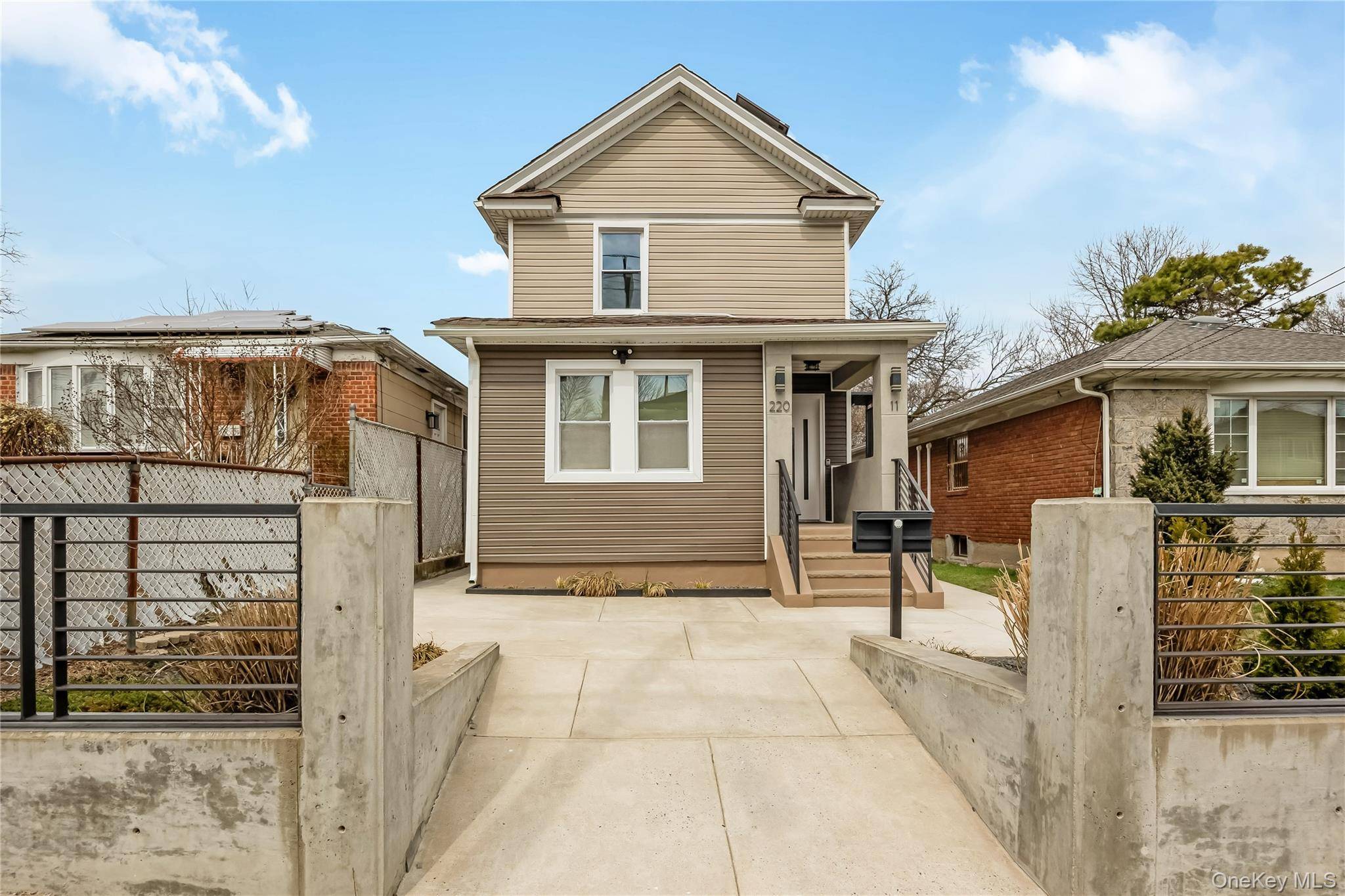 22011 139th AVE #2, Laurelton, NY 11413
