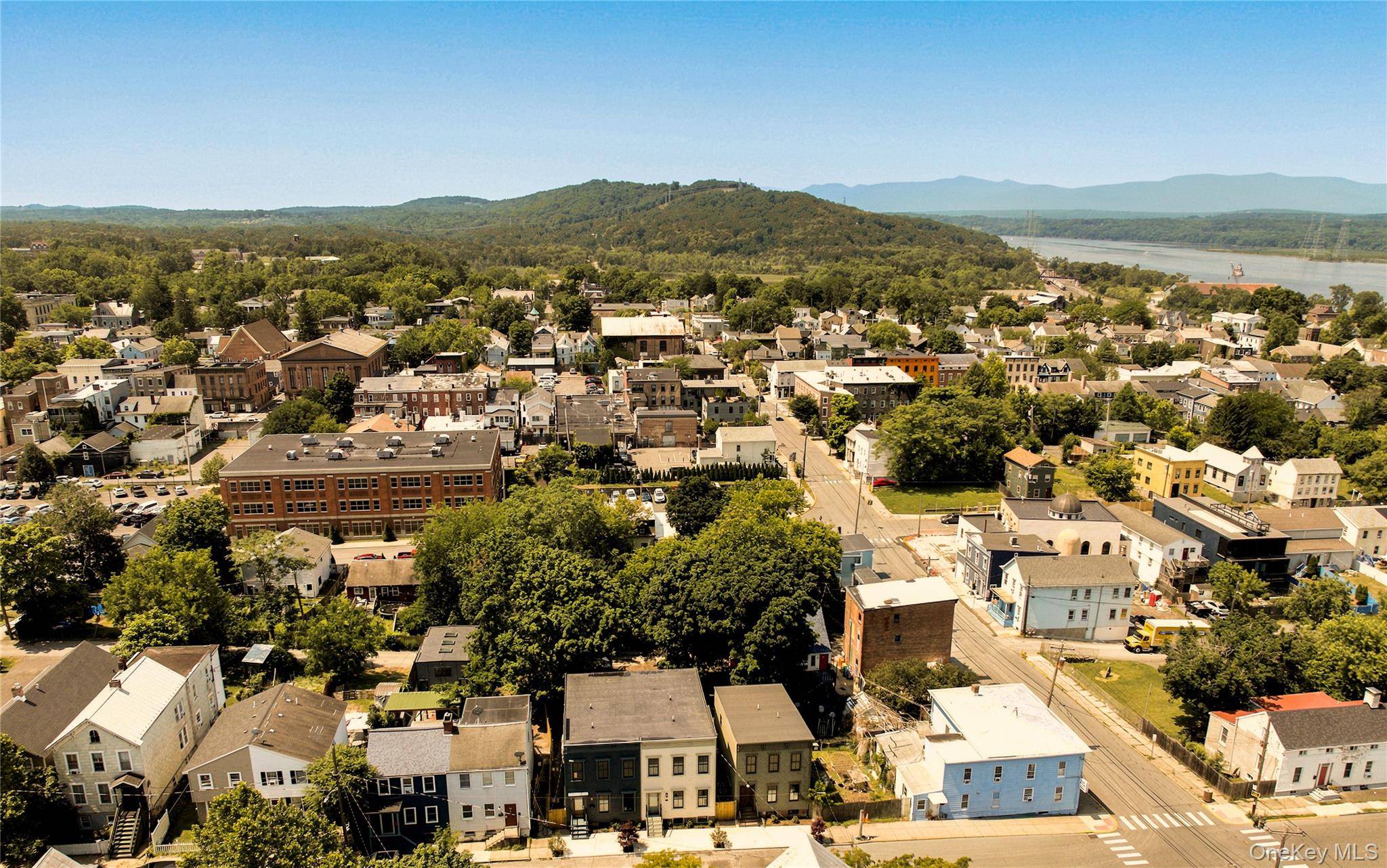 309 State ST, Hudson, NY 12534
