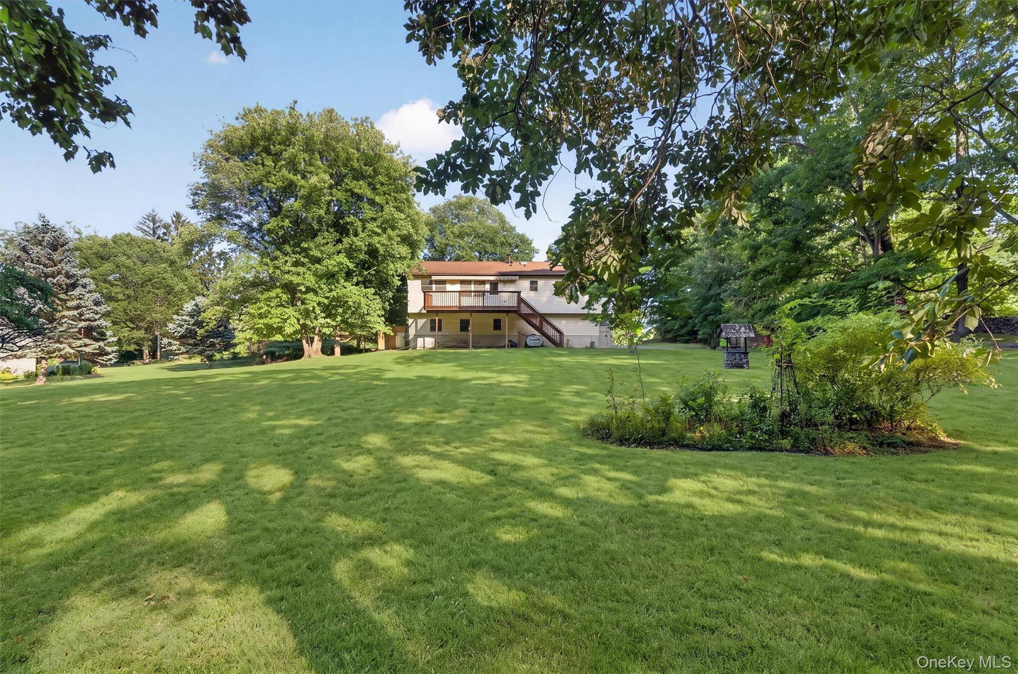 33 Seaman RD, Circleville, NY 10919