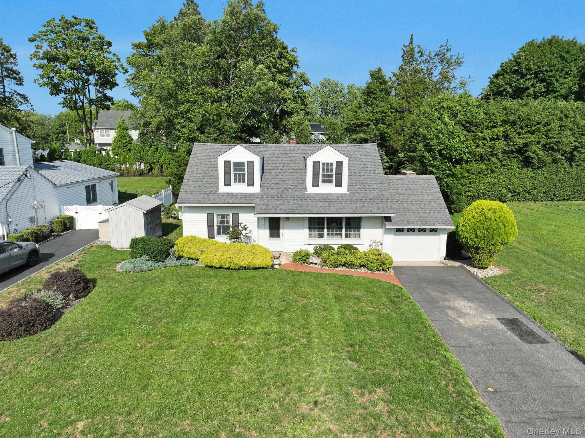 62 Oldert DR, Pearl River, NY 10965