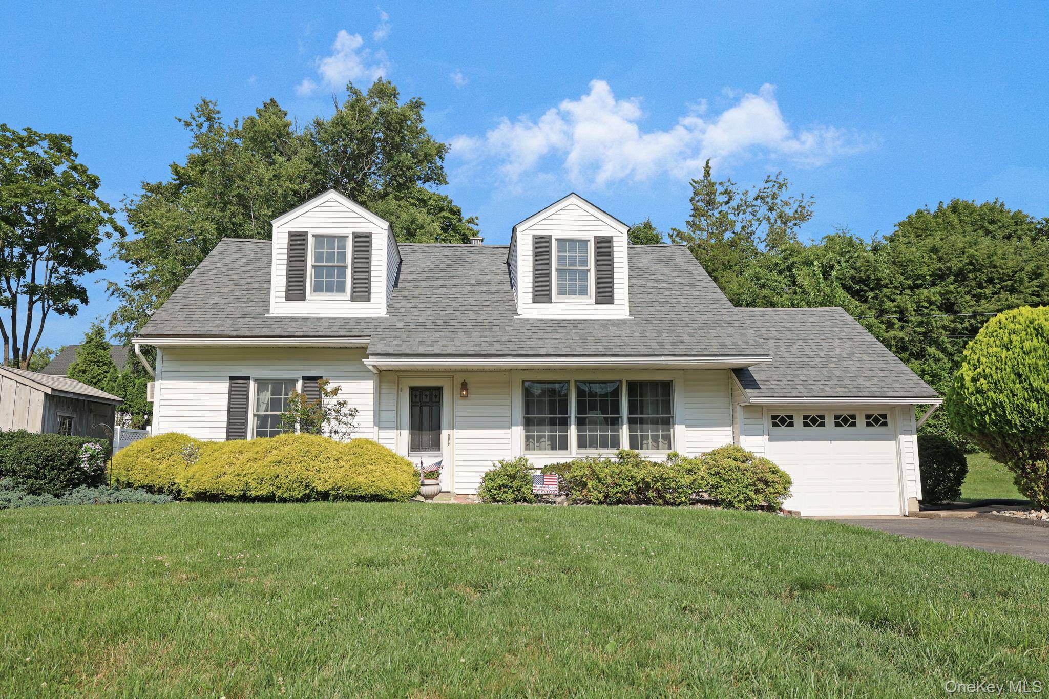 62 Oldert DR, Pearl River, NY 10965