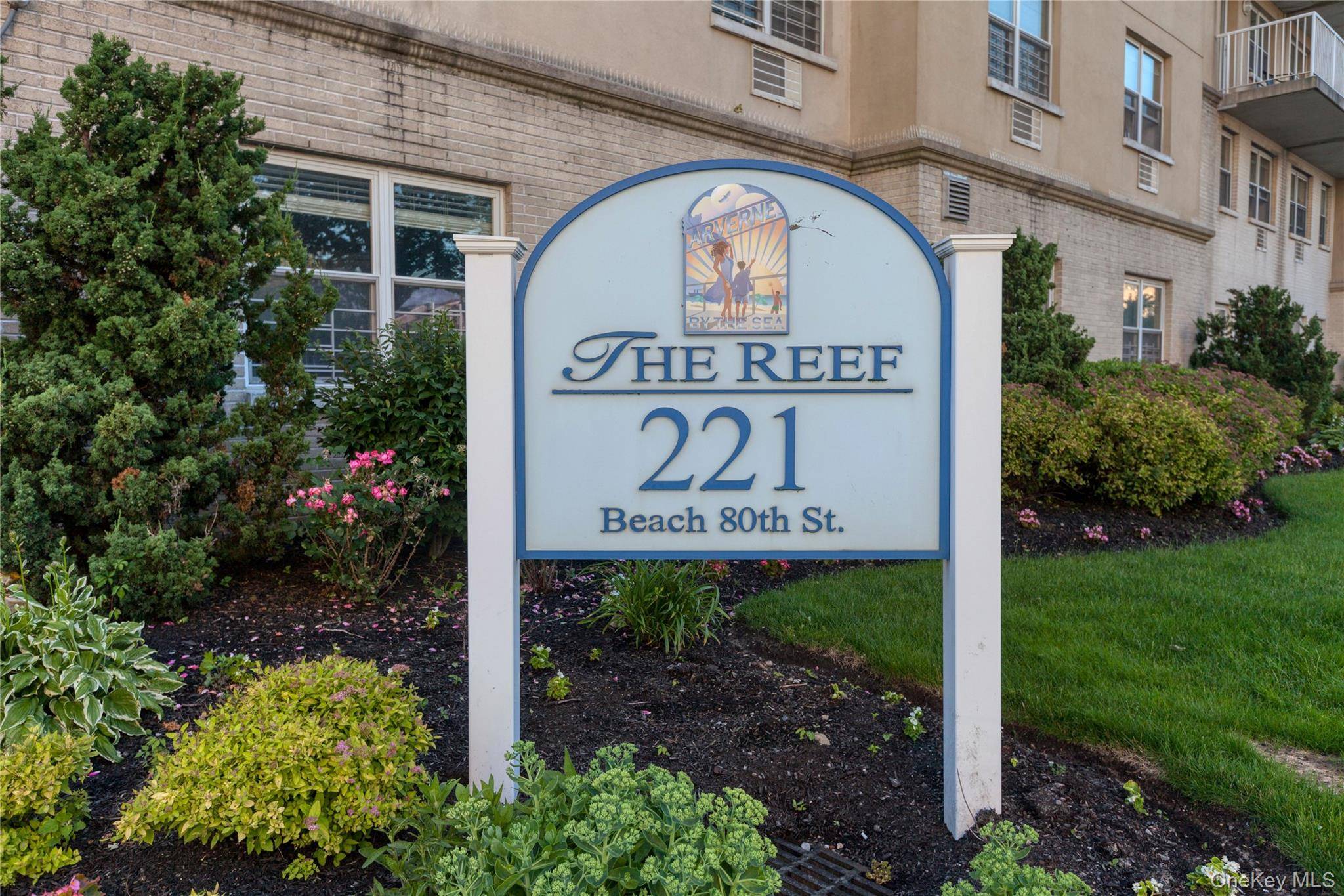 221 Beach 80th ST #3D, Rockaway Beach, NY 11693