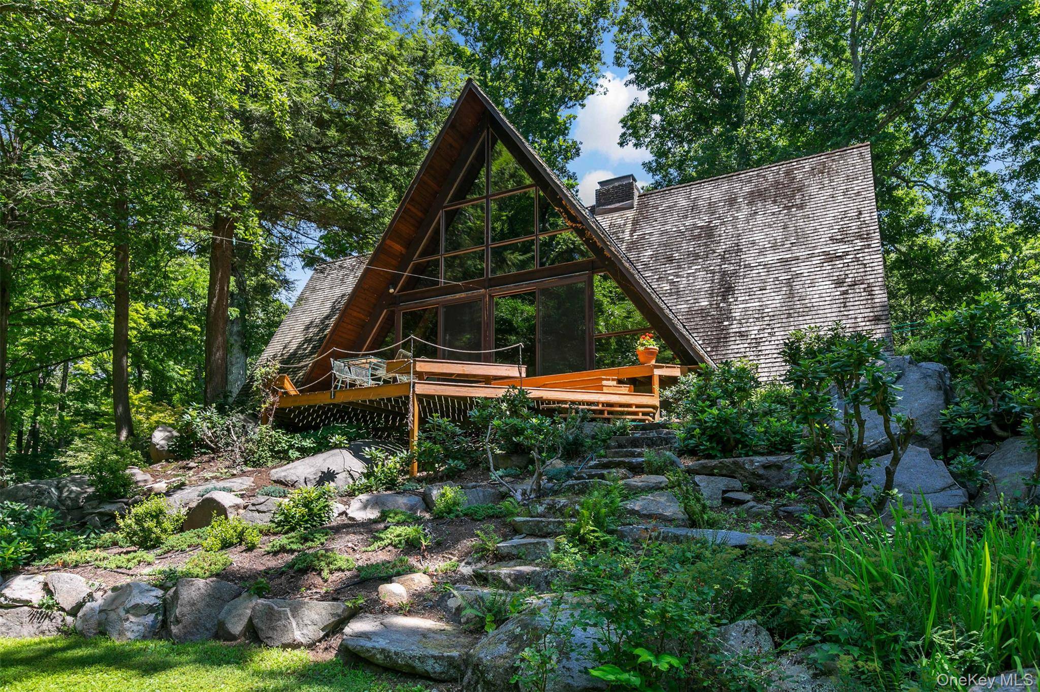 1750 Baptist Church RD, Yorktown Heights, NY 10598