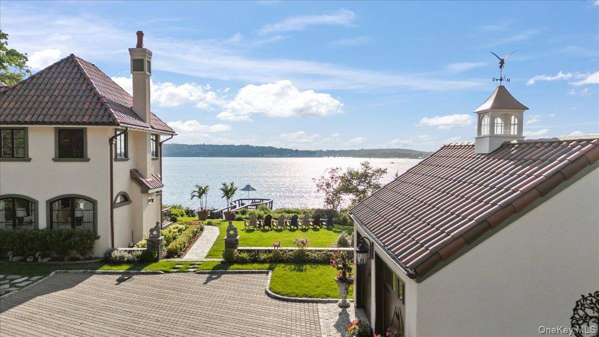 353 Centre Island RD, Oyster Bay, NY 11771