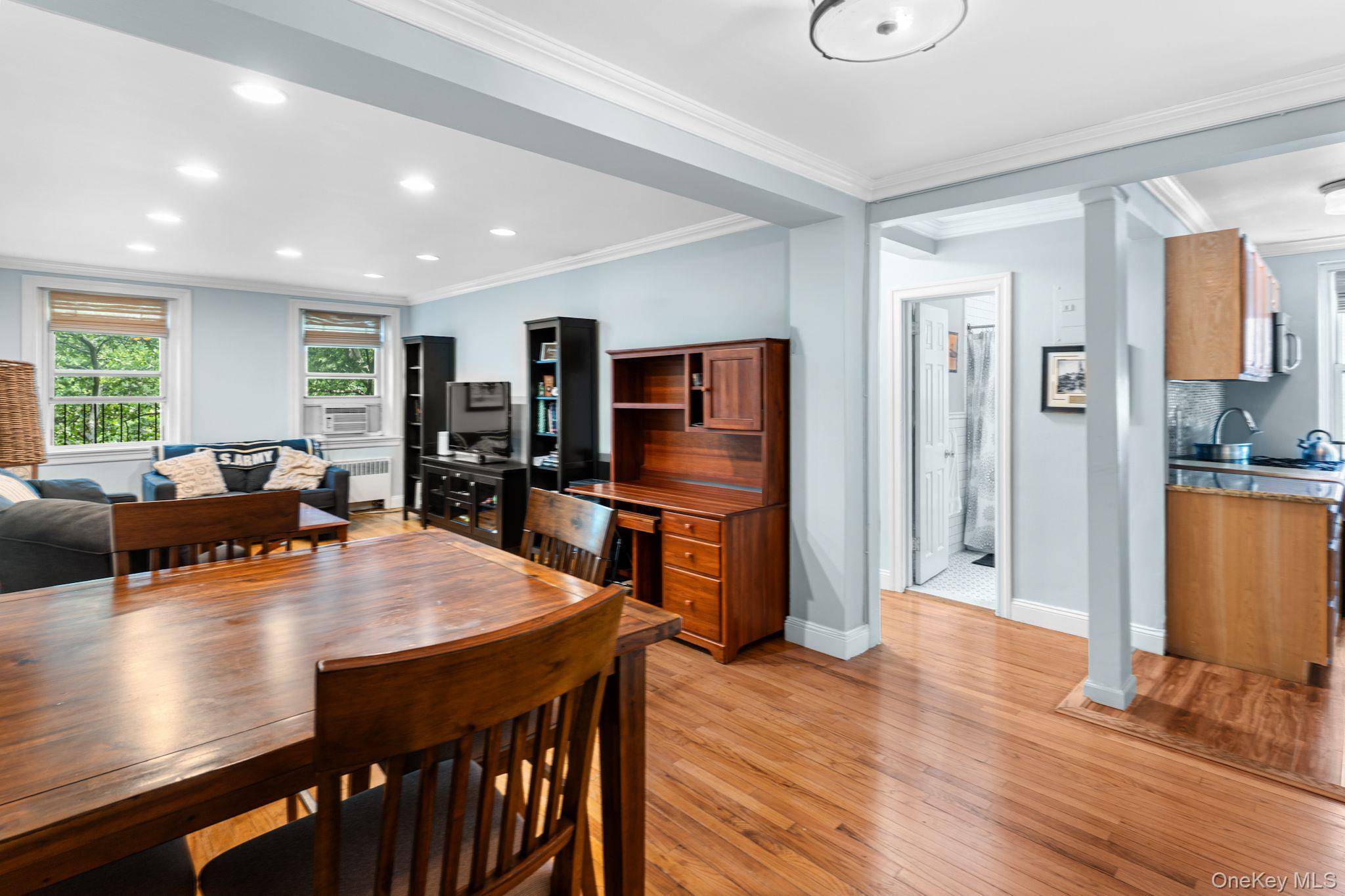 755 Bronx River Rd #4B, Bronxville, NY 10708