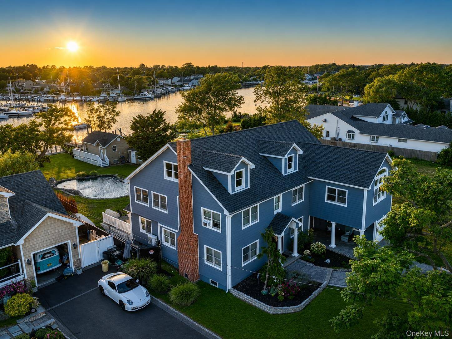 230 W Islip RD, West Islip, NY 11795