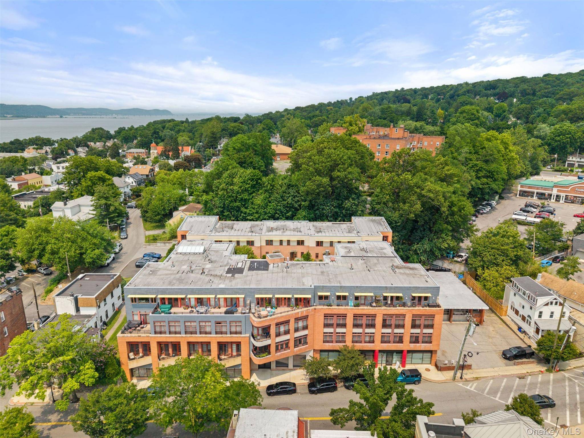 45 Main ST #3J, Hastings-on-hudson, NY 10706