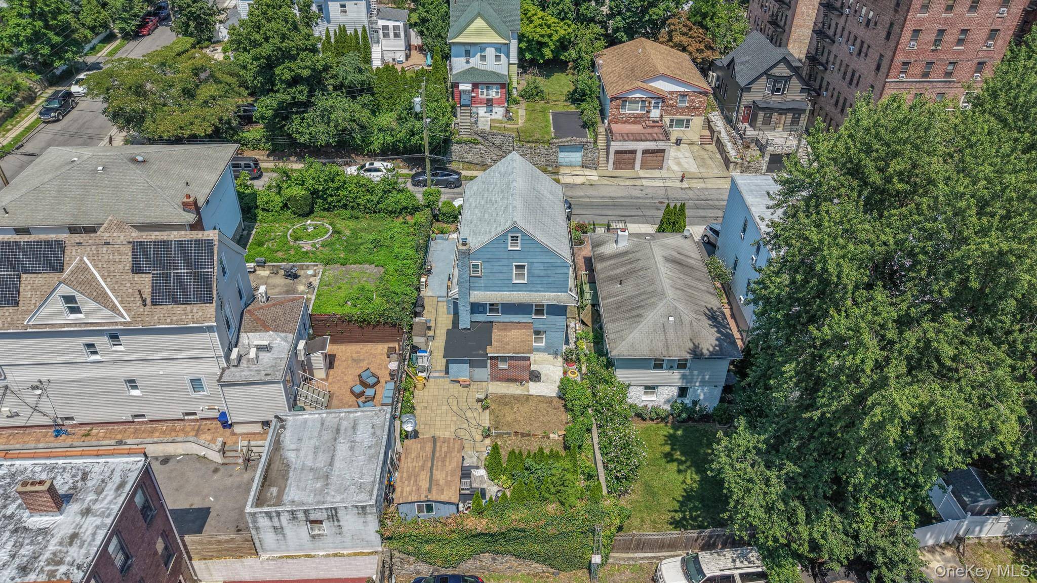 18 Edgewood AVE, Yonkers, NY 10704