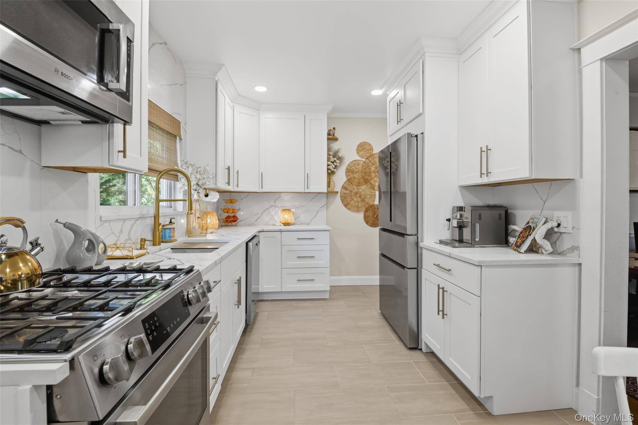 220-222 Carol AVE, Pelham, NY 10803