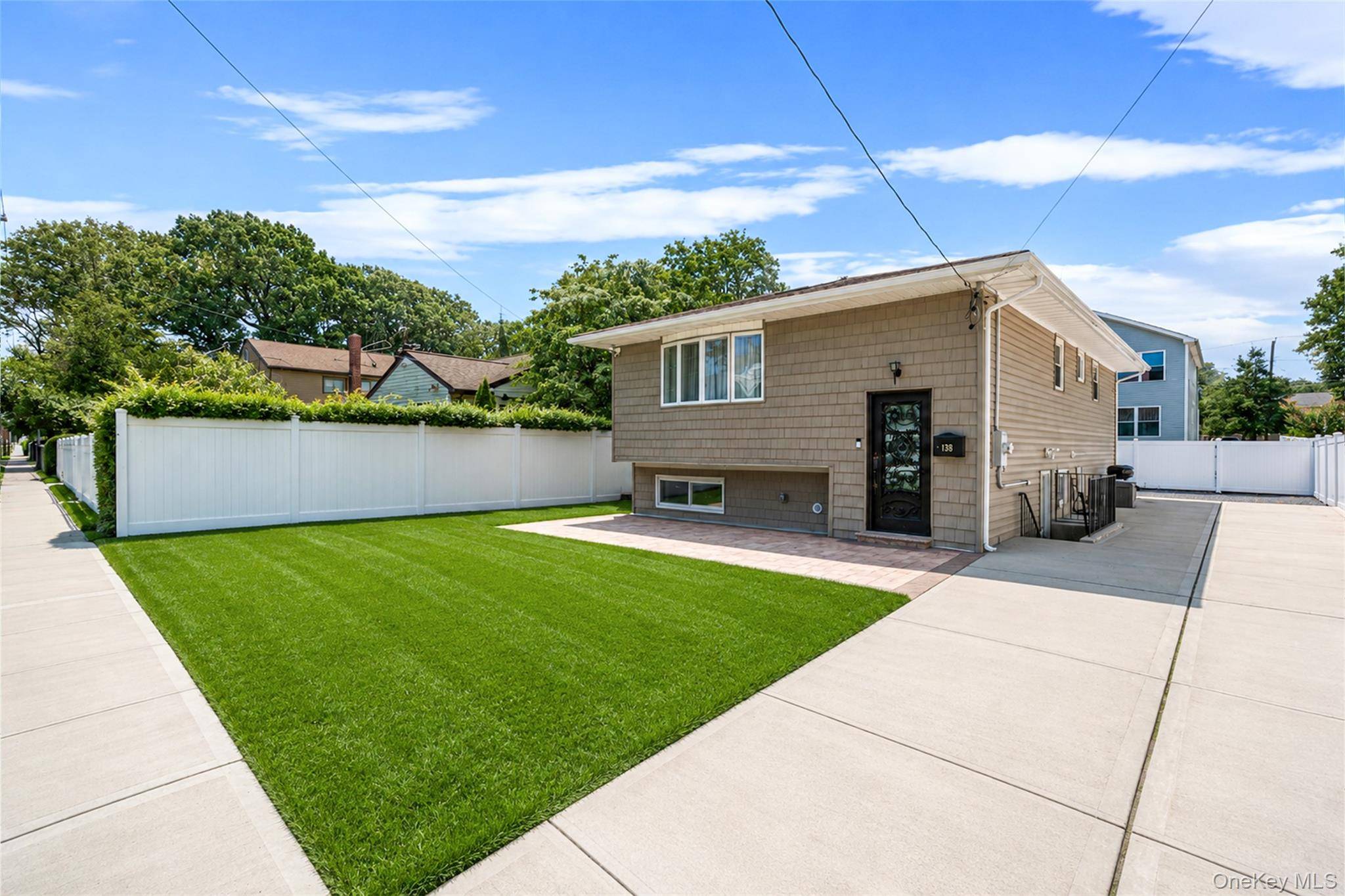 188 Frederick AVE, Roosevelt, NY 11575