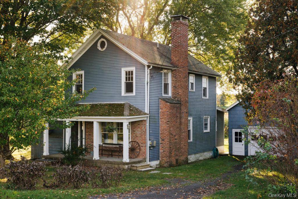 215 Moore RD, Germantown, NY 12526