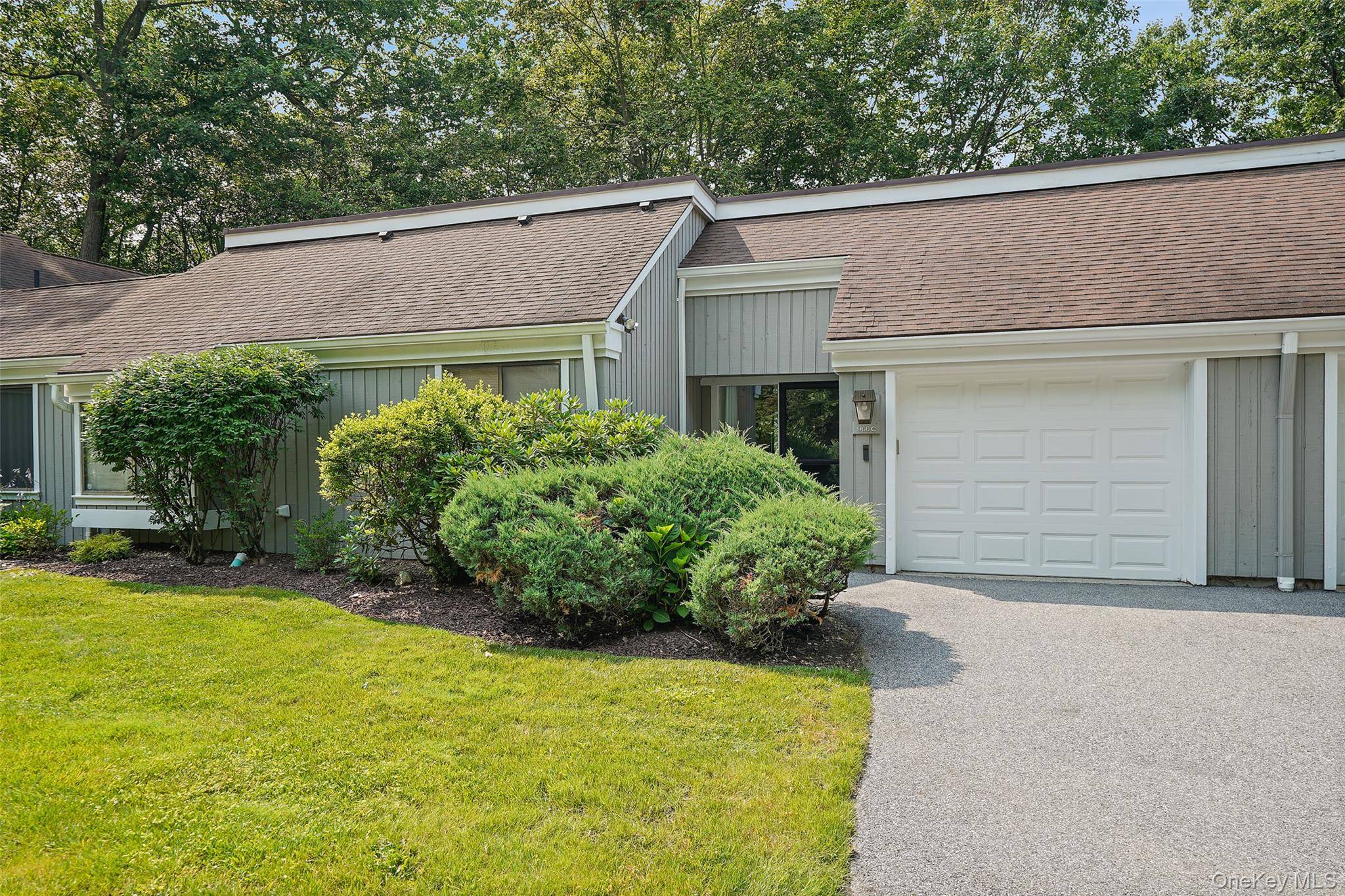966 Heritage Hills DR #C, Somers, NY 10589