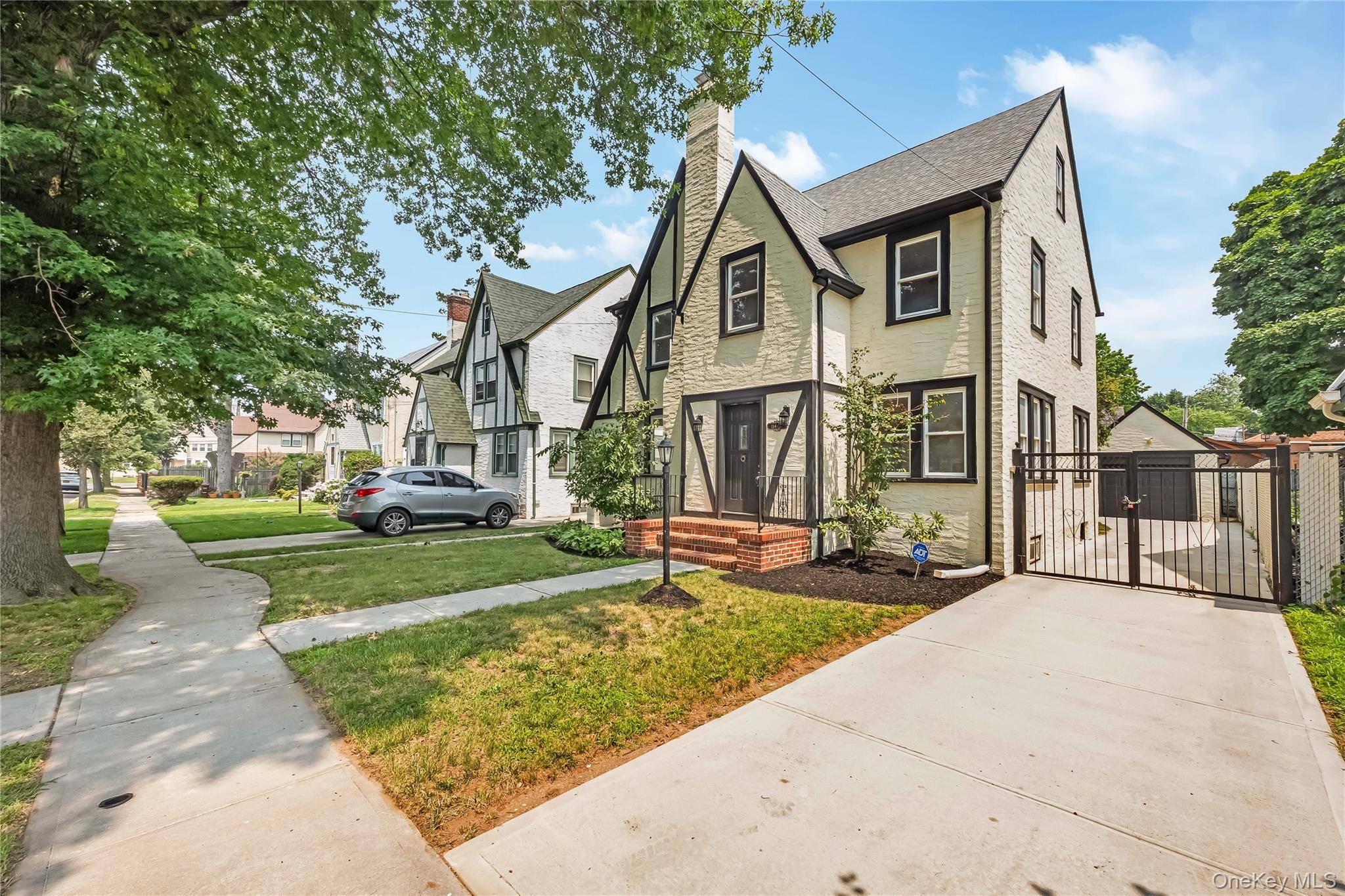 114-57 176th ST, Jamaica, NY 11434