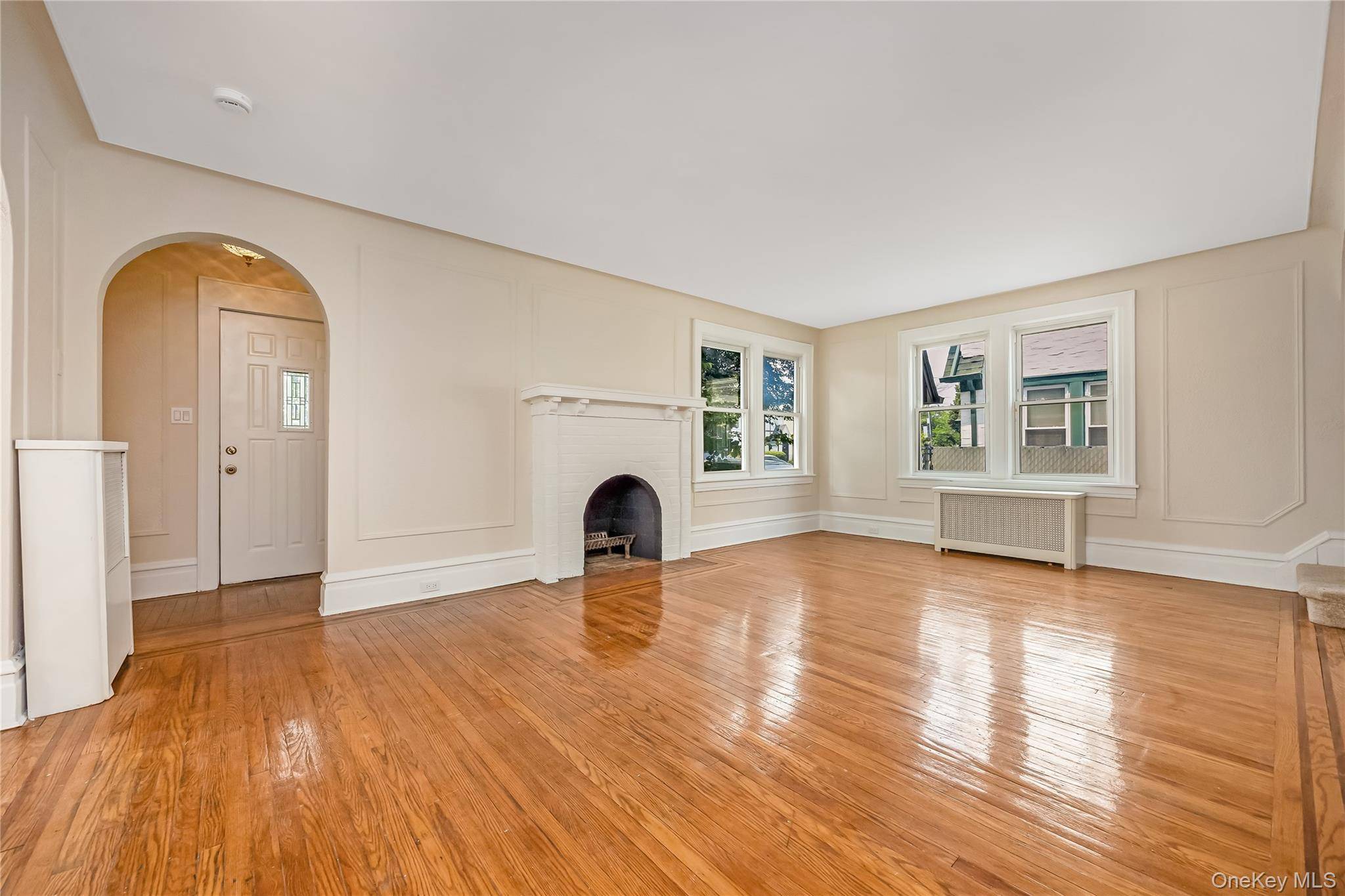 114-57 176th ST, Jamaica, NY 11434