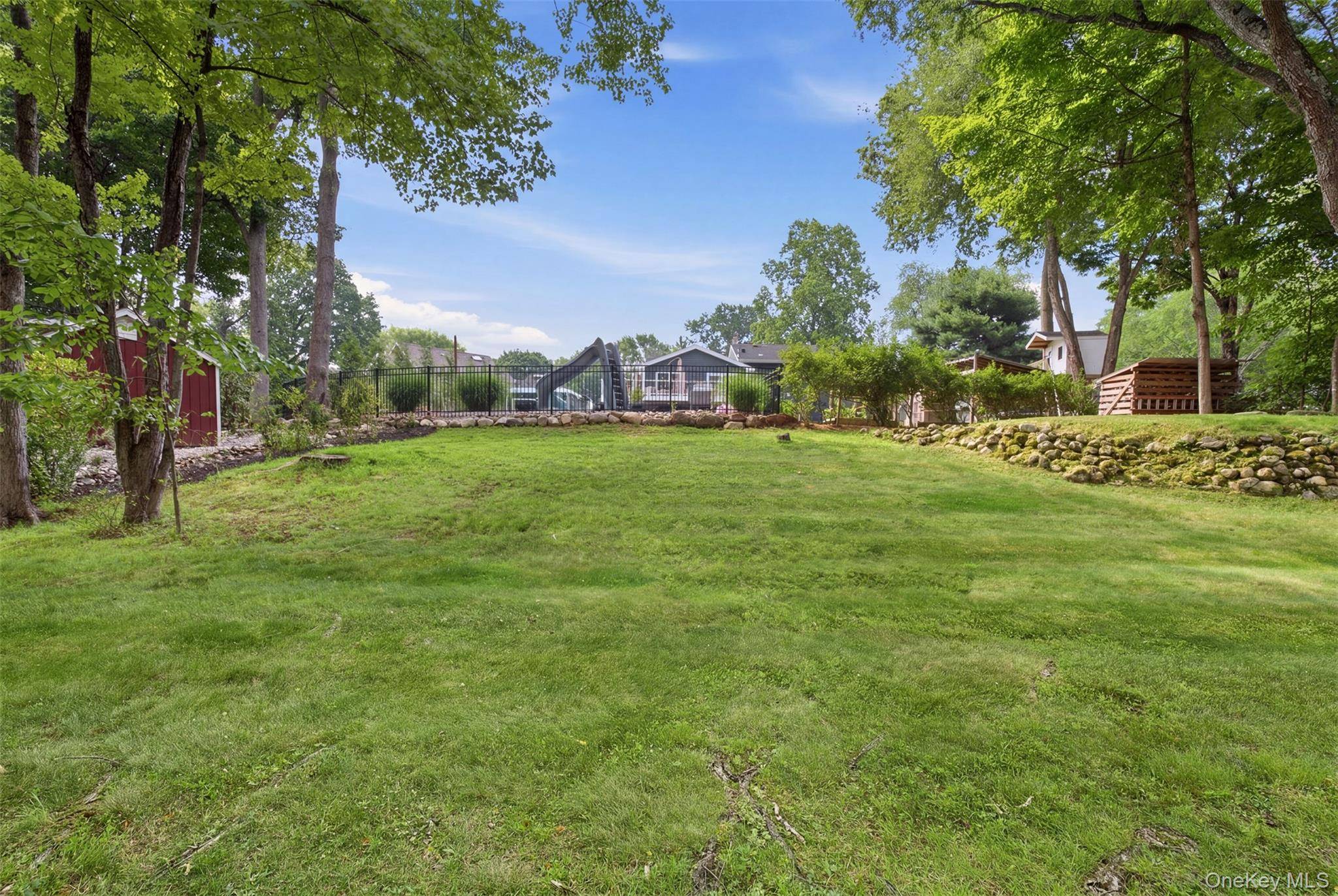 24 Marcia LN, New City, NY 10956