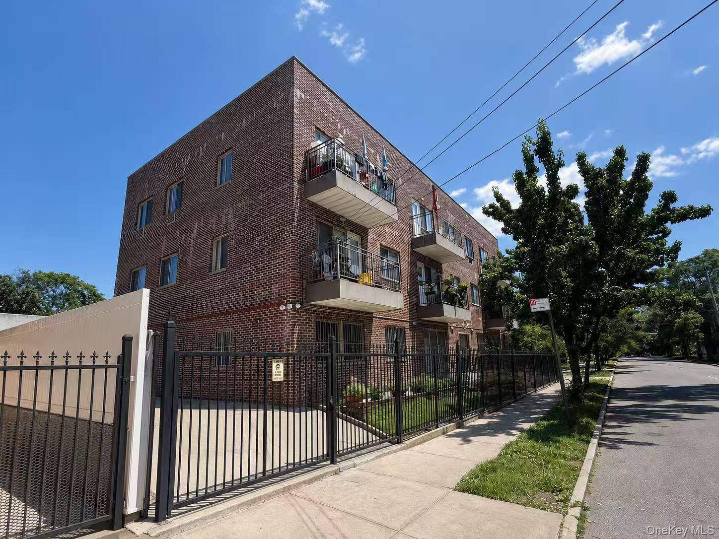 109-01 34th AVE, Corona, NY 11368