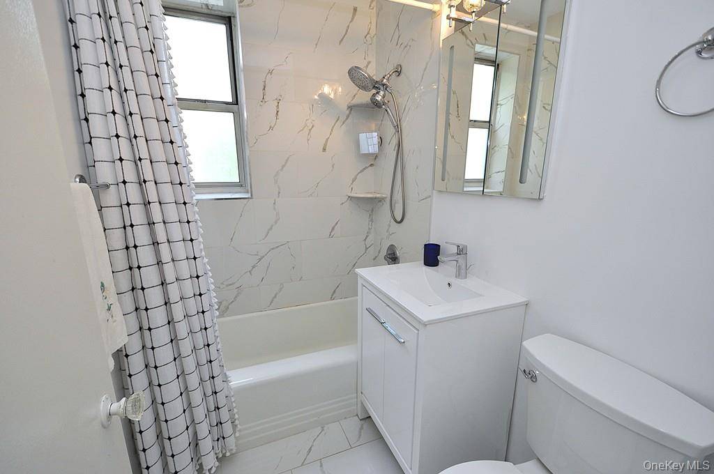 491 Riverdale AVE #3C, Yonkers, NY 10705
