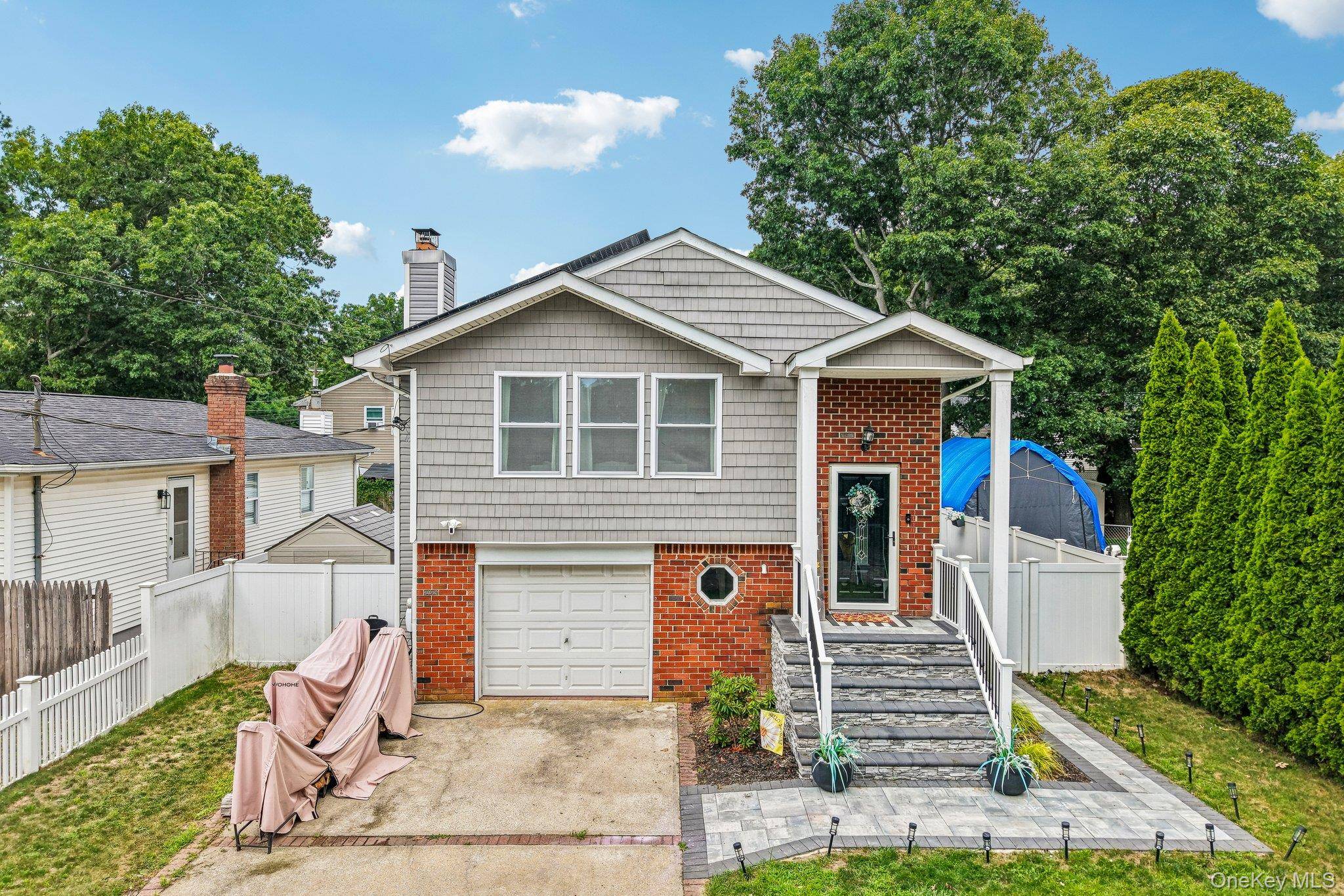 234 Buffalo AVE, Medford, NY 11763