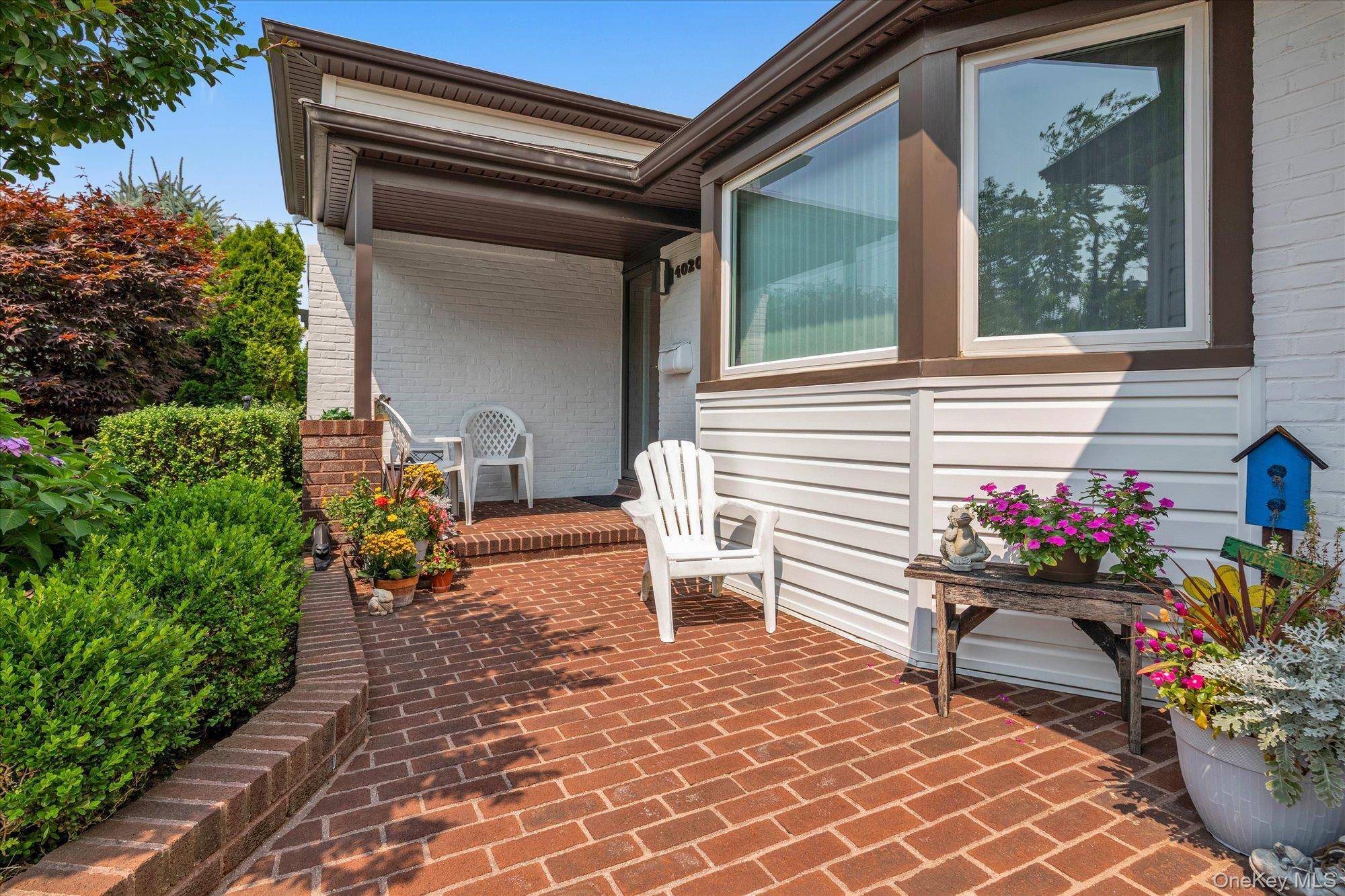 4020 Judith LN, Oceanside, NY 11572