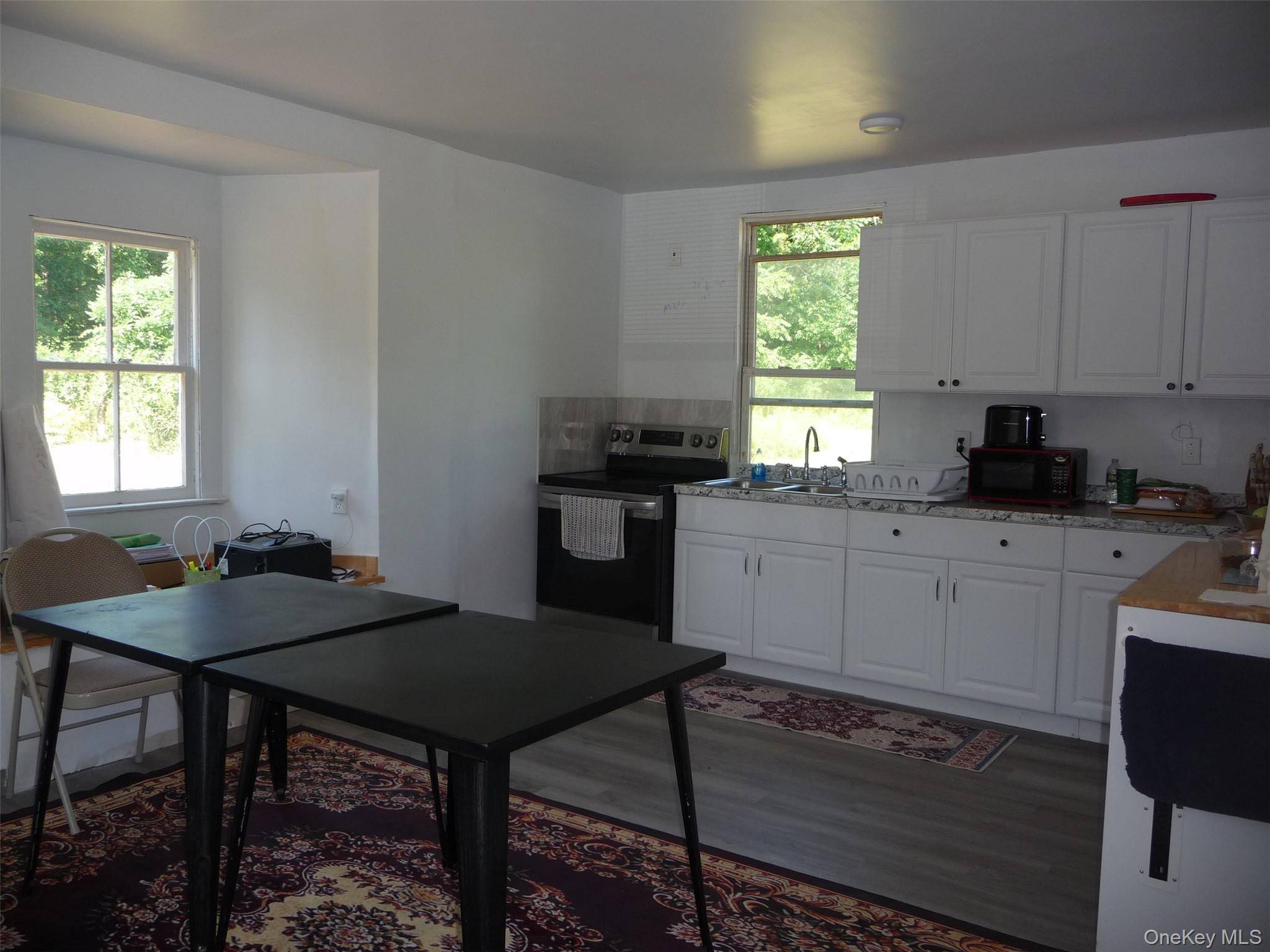 971 Us Route 209 #unit B, Cuddebackville, NY 12729