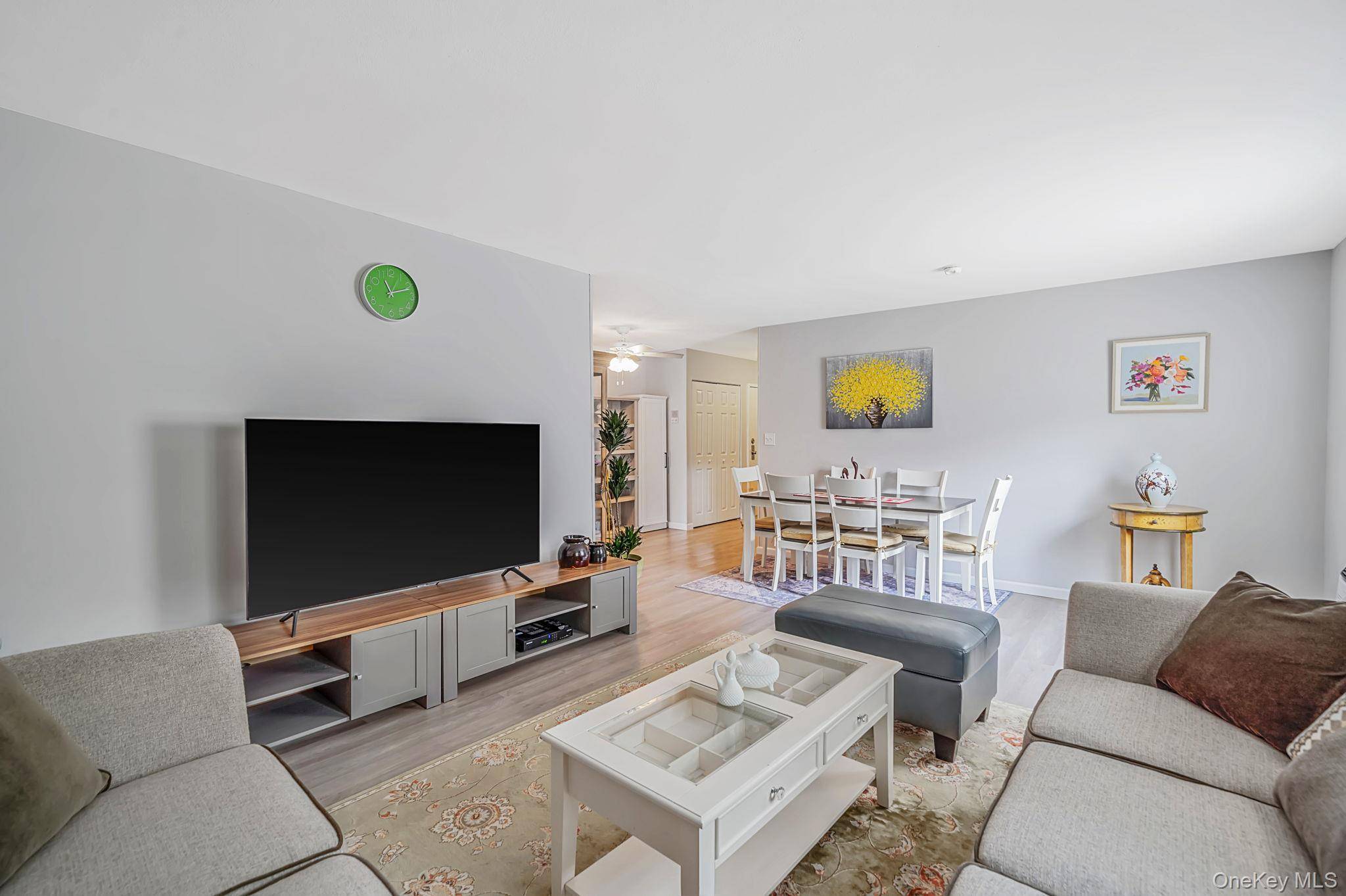 460 Old Town RD #3G, Port Jefferson, NY 11776