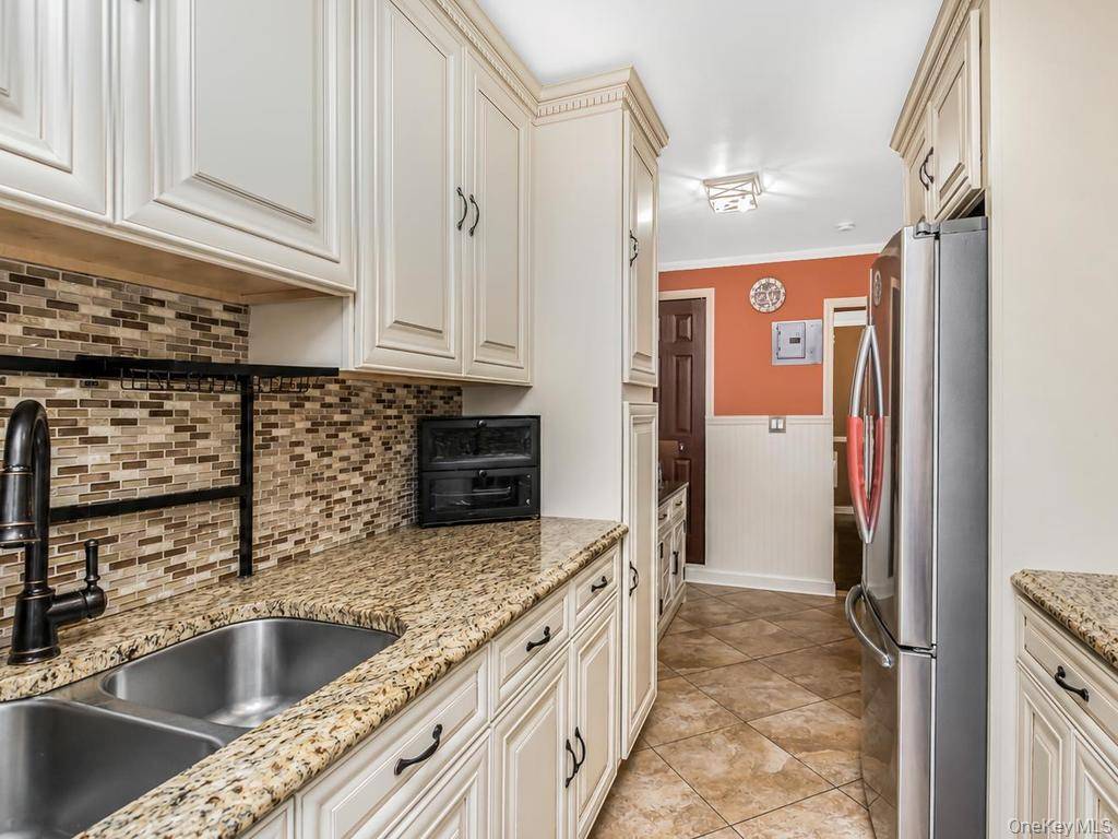480 Riverdale AVE #6H, Yonkers, NY 10705