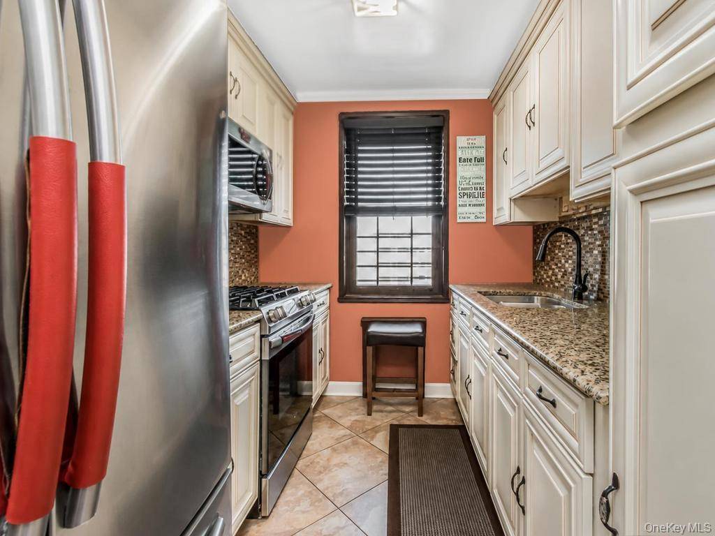 480 Riverdale AVE #6H, Yonkers, NY 10705