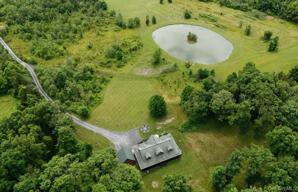86 Sunset View DR, Saugerties, NY 12477