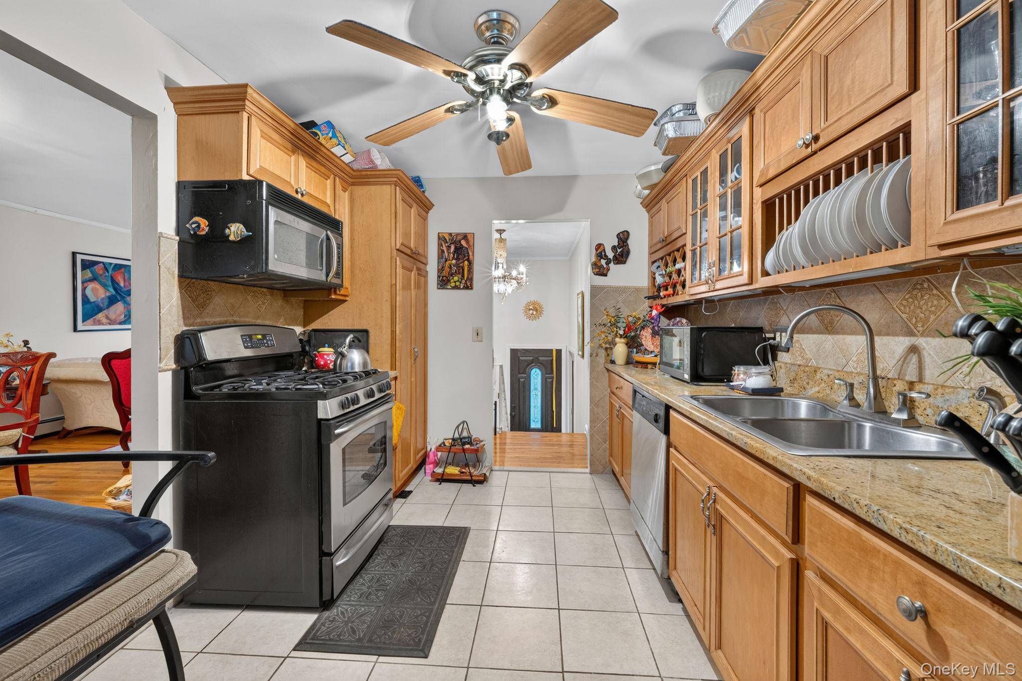 2496 Enid CT, Baldwin, NY 11510